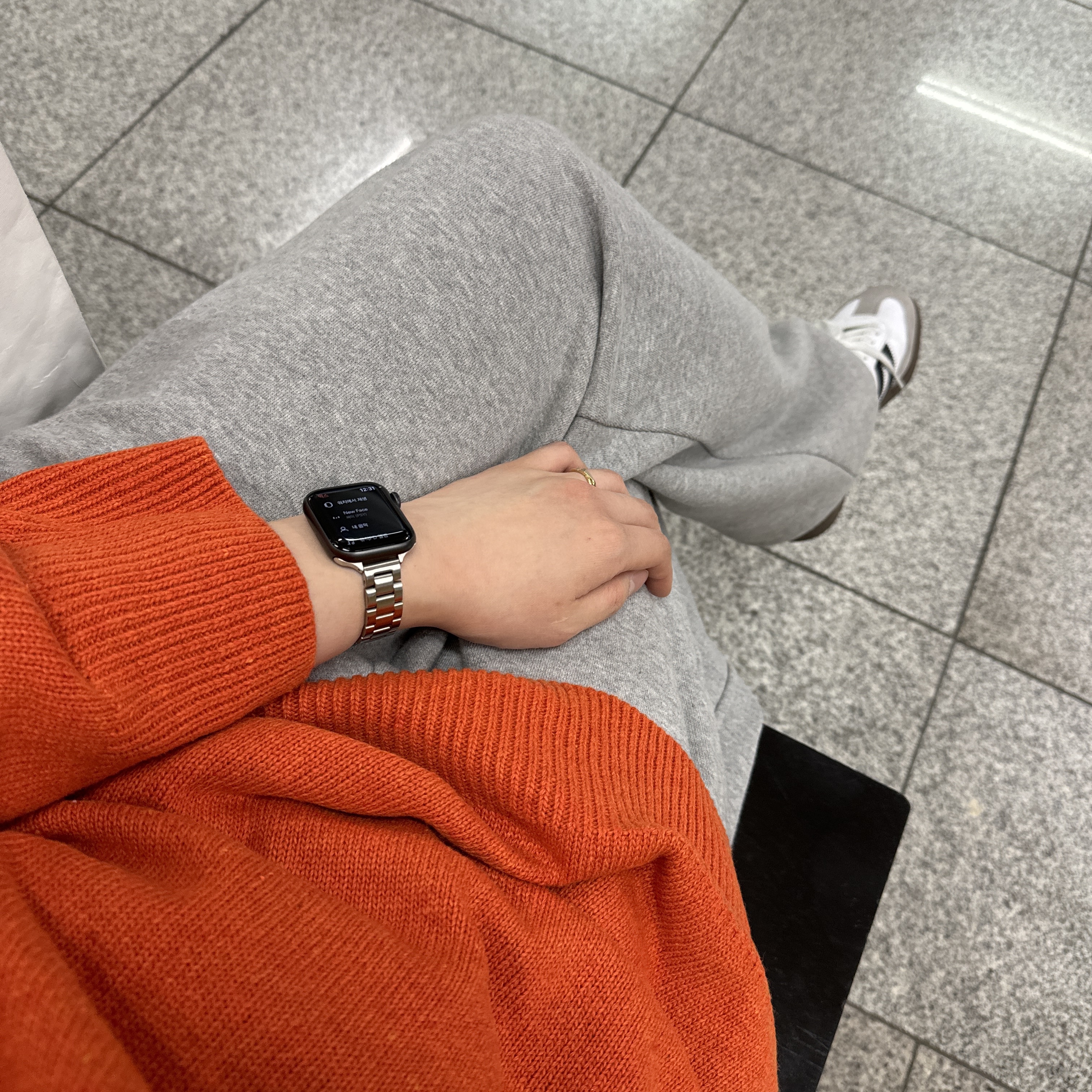 Adidas Samba OG Cloud White 착용 스타일