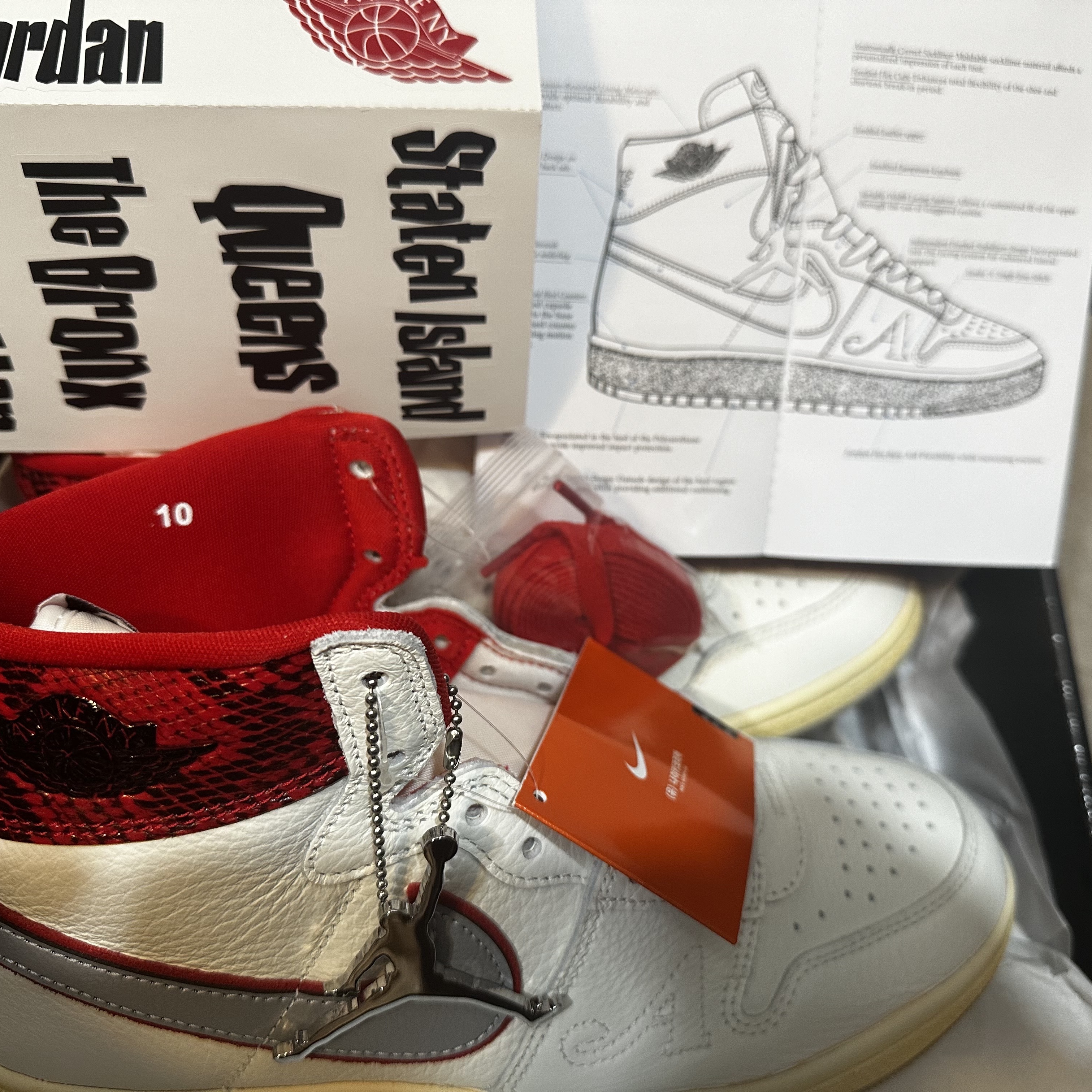 Jordan x Awake NY Air Ship PE SP Sail University Red 착용 스타일 - 5