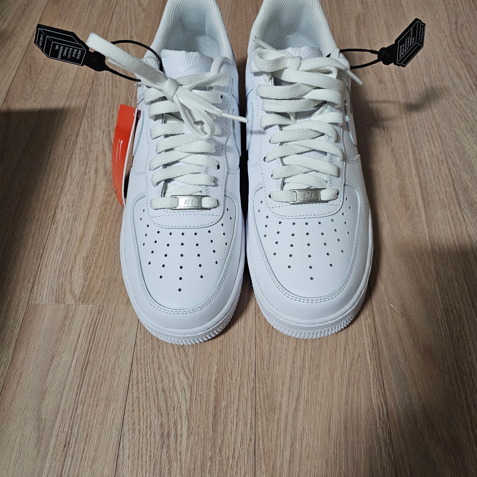 Nike Air Force 1 '07 Low White 착용 스타일