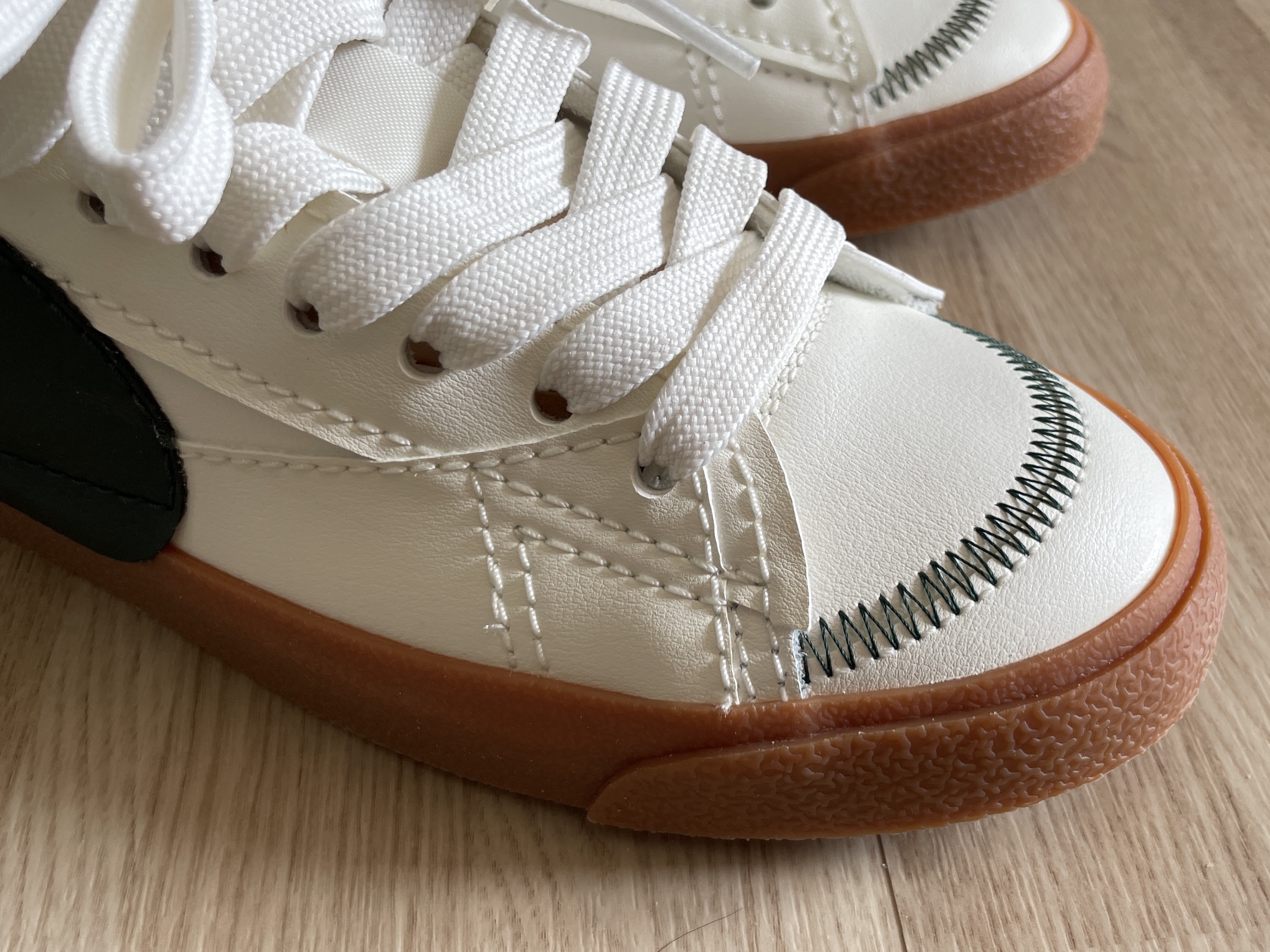 Nike Blazer Low '77 Jumbo Sail Pro Green 착용 스타일 - 4