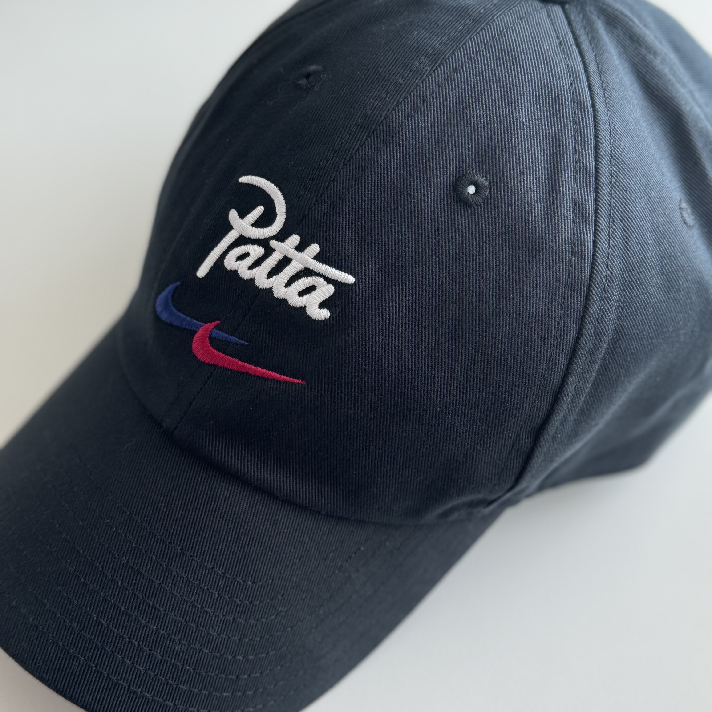 Nike x Patta x FC Barcelona Club Unstructured Cap Culers del Món 착용 스타일