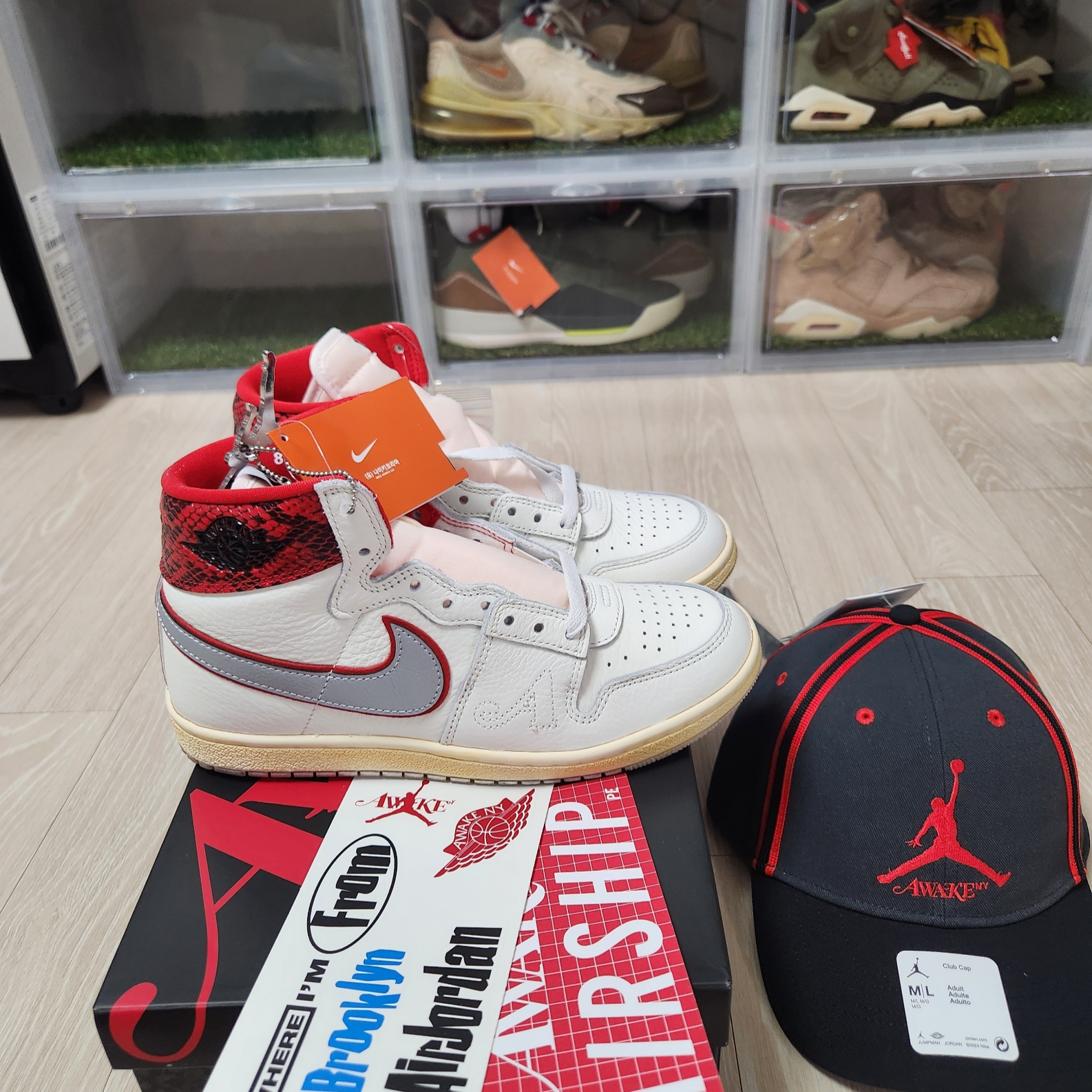 Jordan x Awake NY Air Ship PE SP Sail University Red 착용 스타일 - 7
