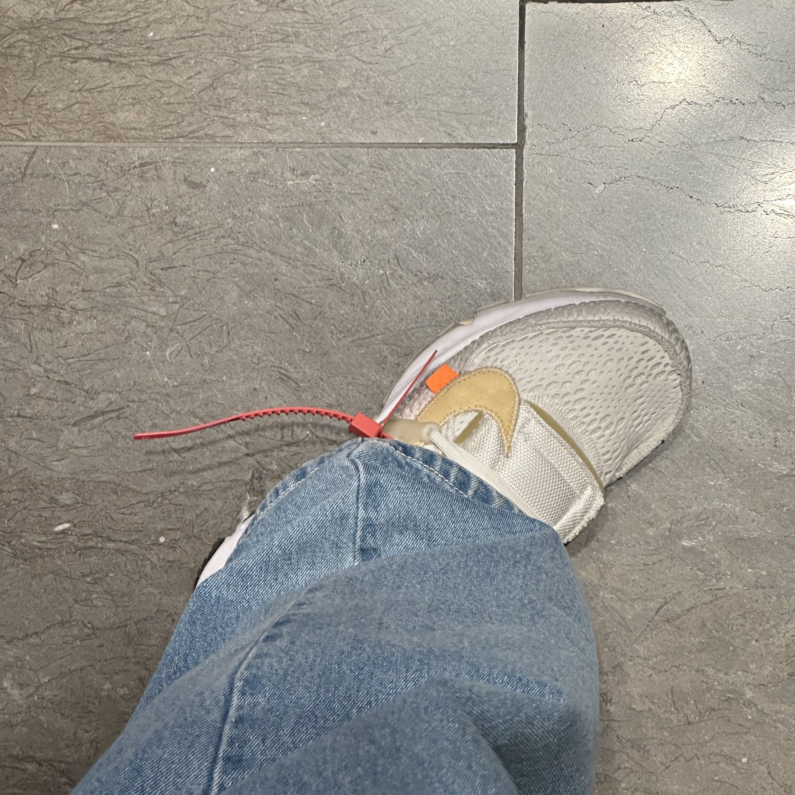 Nike x Off-White Air Presto White 착용 스타일
