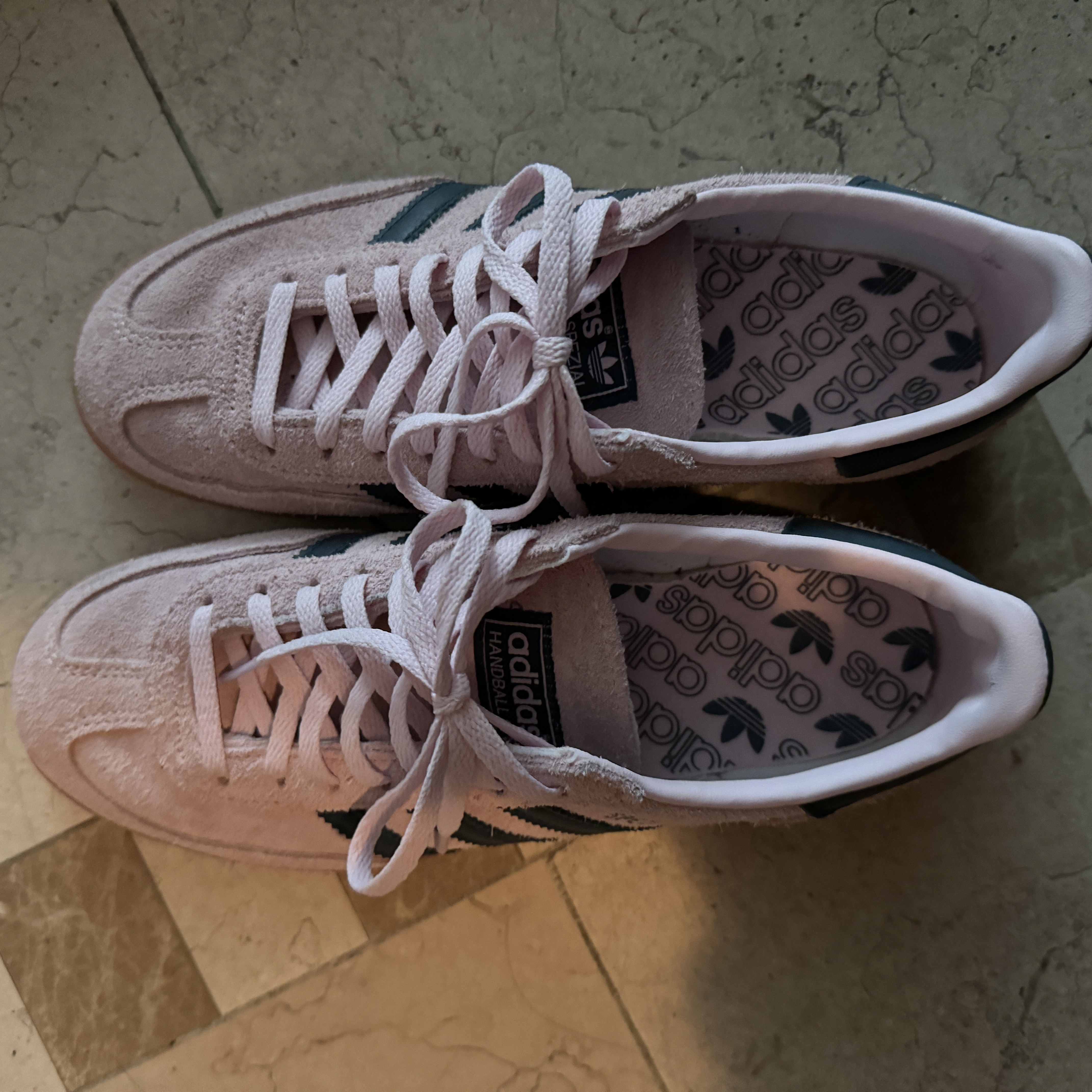 (W) Adidas Spezial Handball Clear Pink 착용 스타일