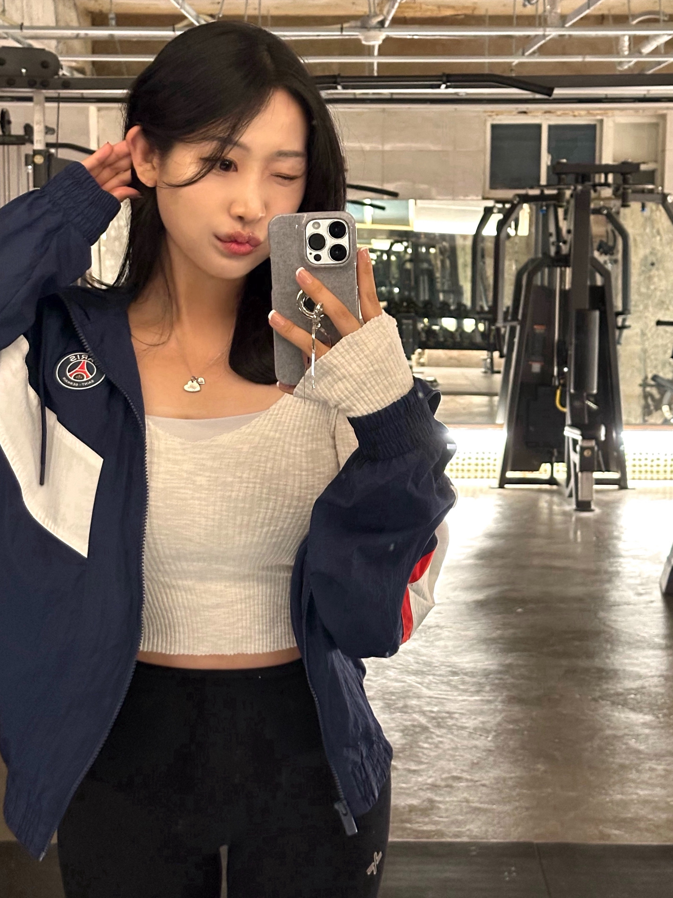 Nike Paris Saint-Germain Strike Woven Soccer Jacket Midnight Navy 착용 스타일