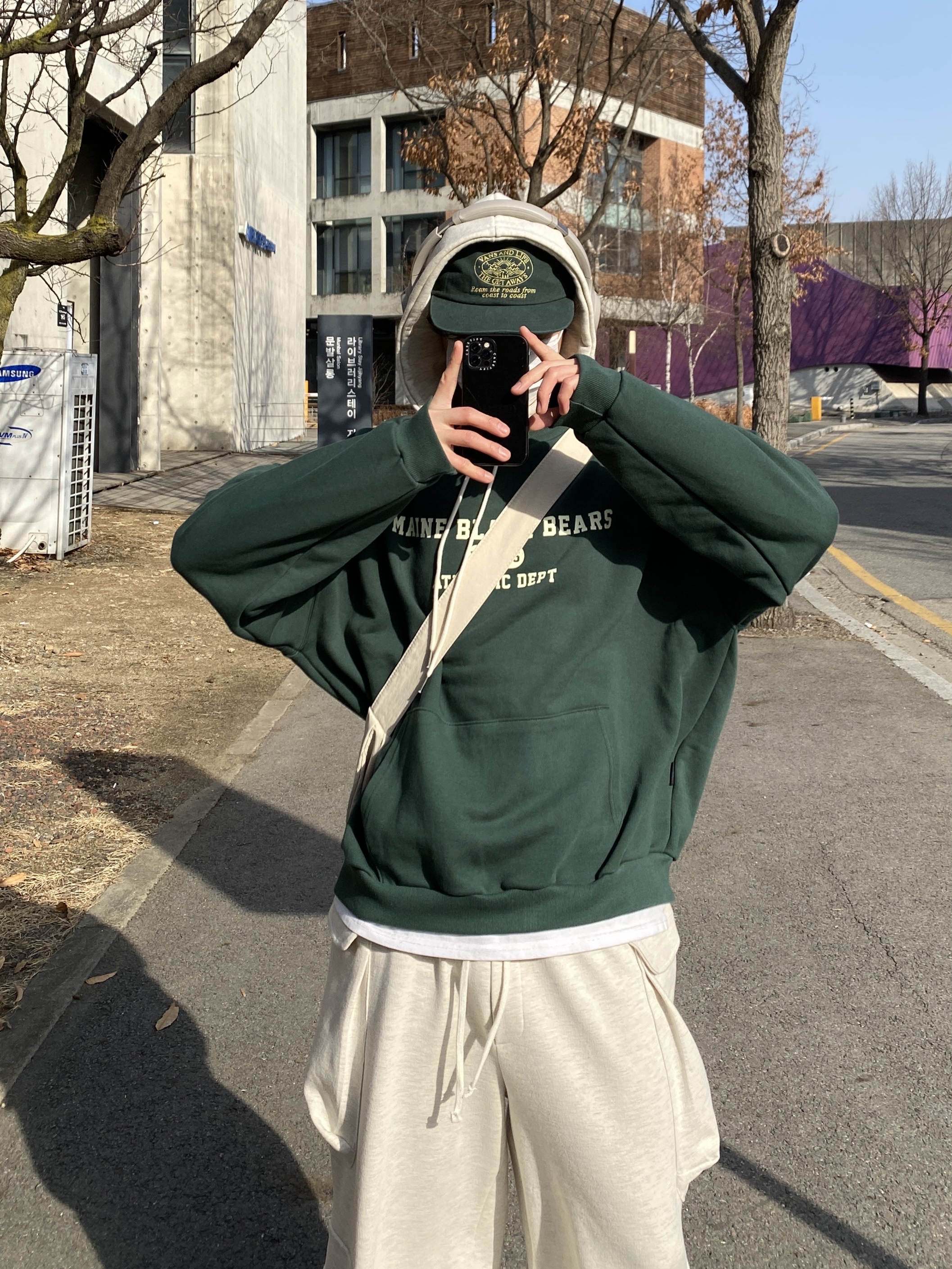 (W) Nike Air Force 1 Low Gorge Green 착용 스타일 - 5