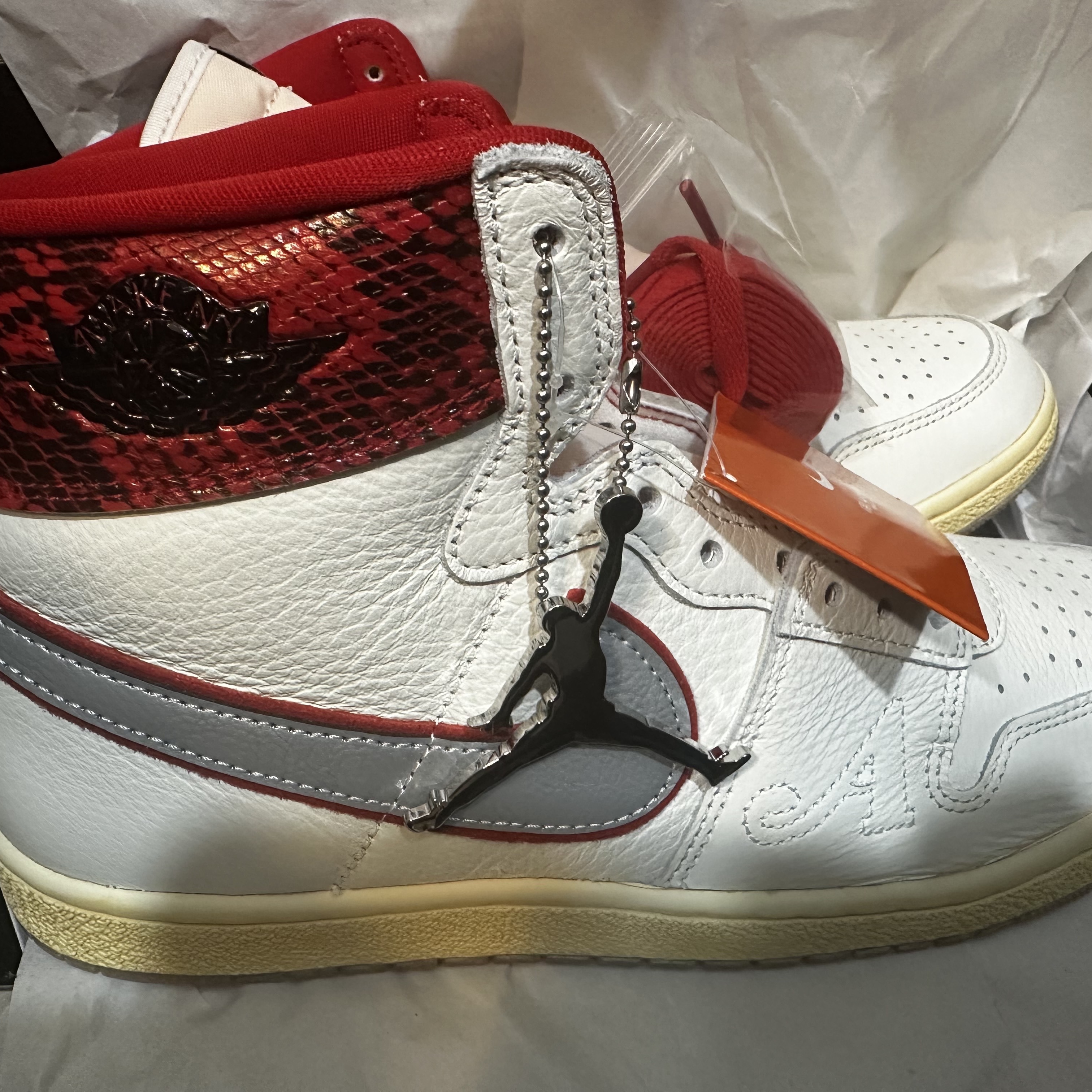 Jordan x Awake NY Air Ship PE SP Sail University Red 착용 스타일 - 4
