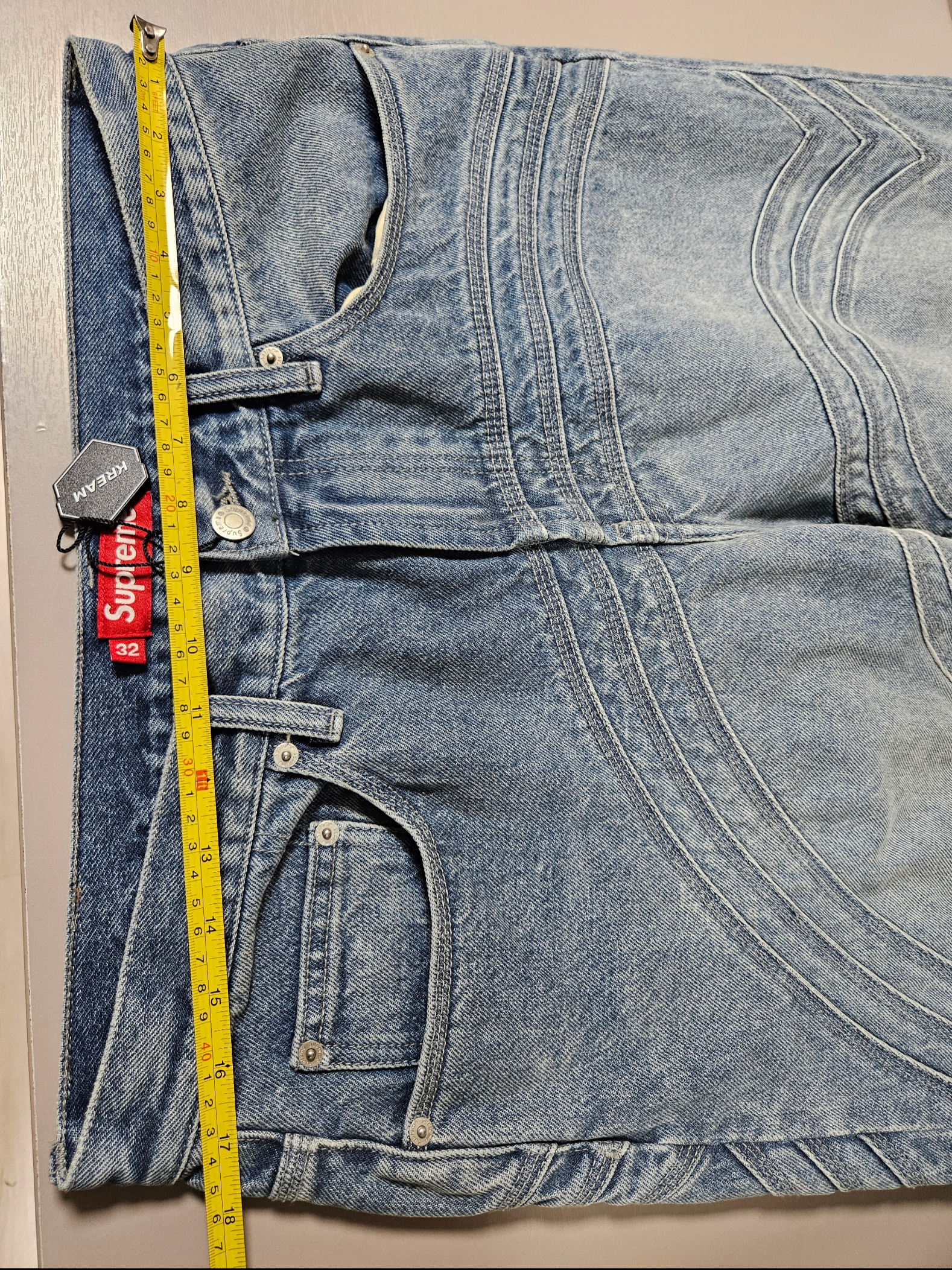 Supreme S Logo Loose Fit Jean Washed Blue - 24SS 착용 스타일 - 1