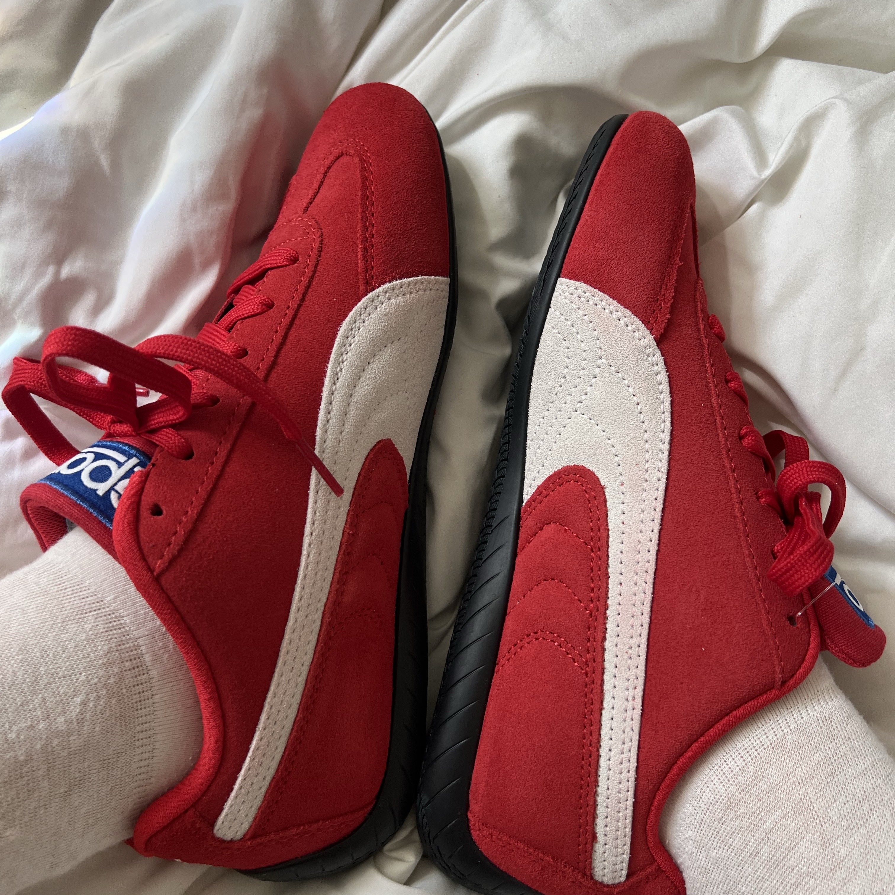 Puma Speedcat OG Sparco Ribbon Red White 착용 스타일 - 1