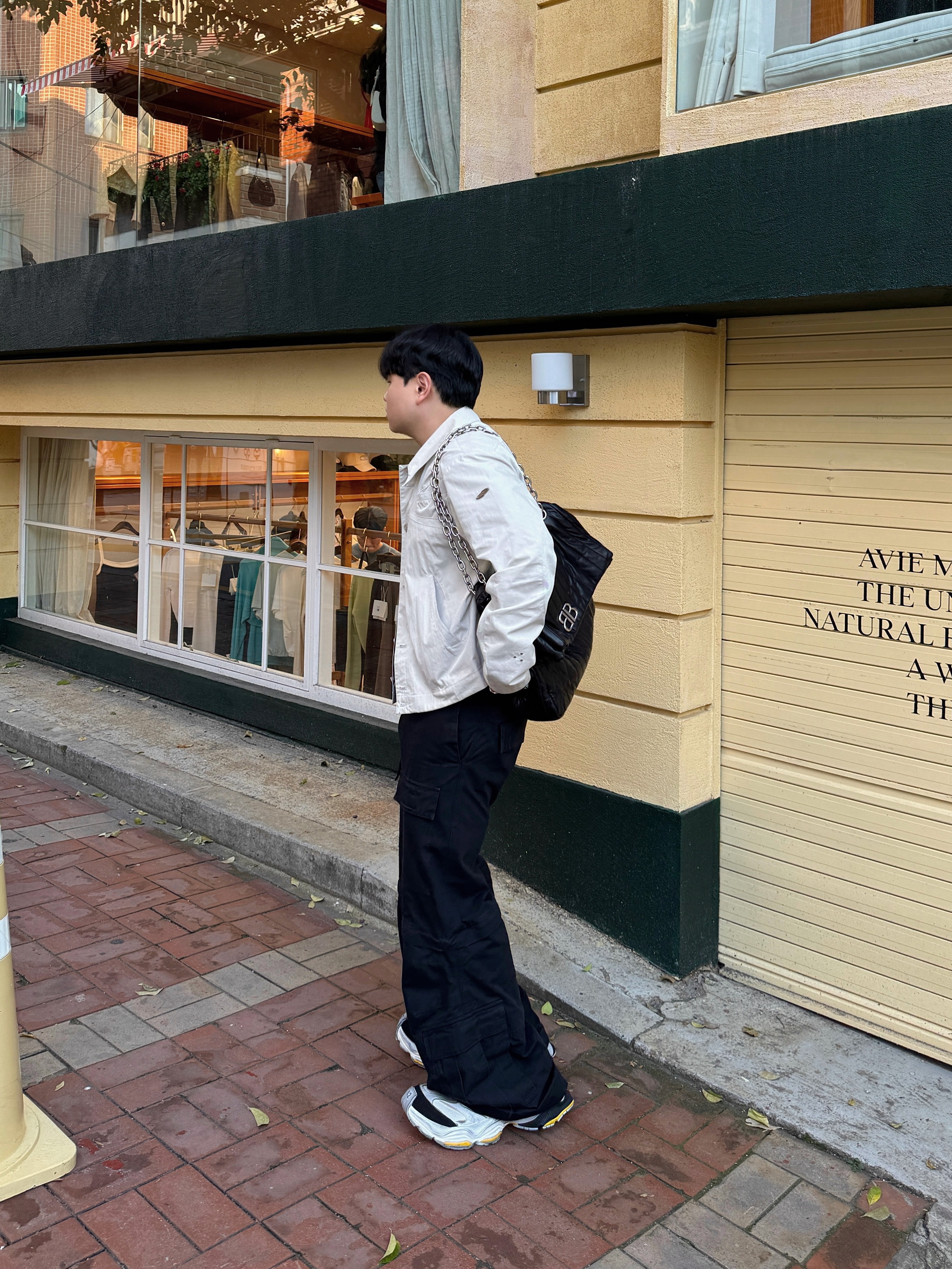 Balenciaga Cargo Sneakers Grey Black Yellow, Balenciaga Flared Cargo Pants Black 착용 스타일