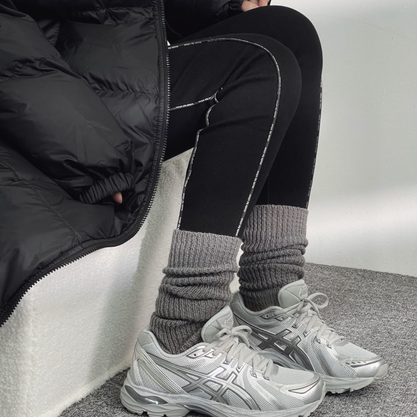 (W) Asics Gel-Flux 4 CN Gray Silver 착용 스타일