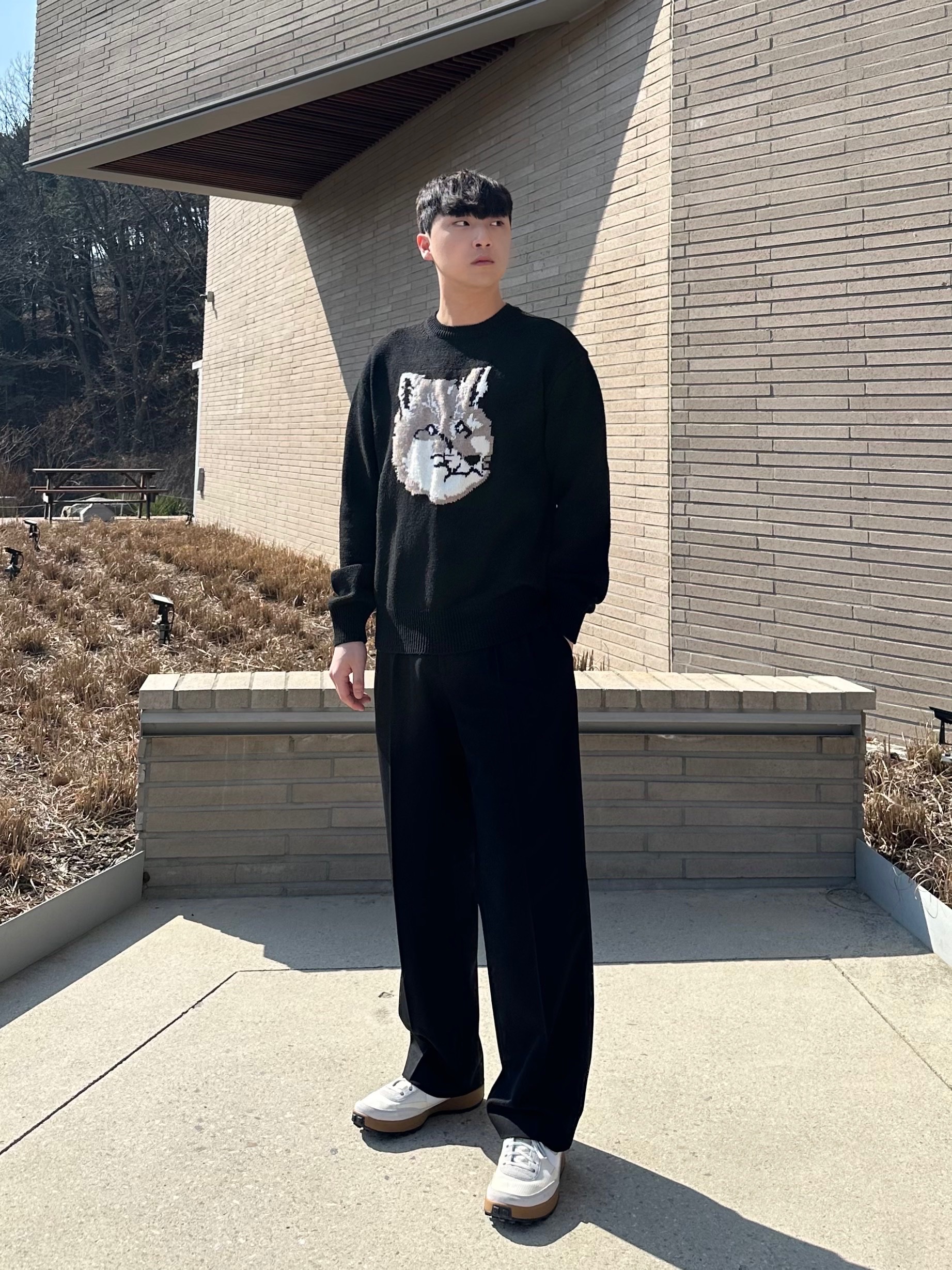 Nike x Tom Sachs General Purpose Shoe Light Cream, Maison Kitsune Big Fox Head Pullover Knit Black 착용 스타일 - 1