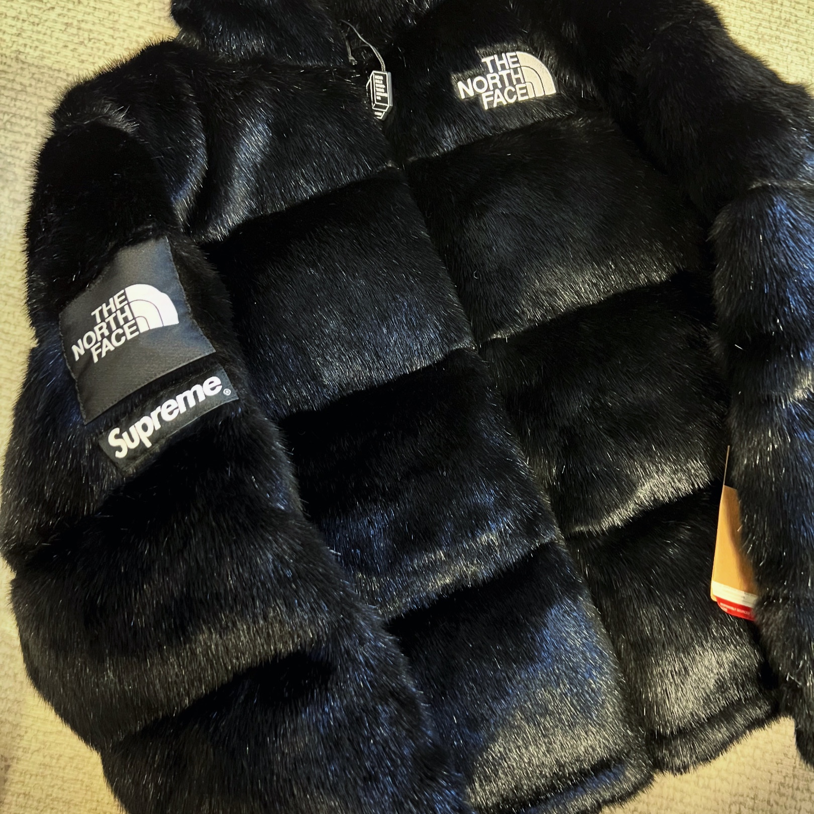 Supreme x The North Face Faux Fur Nuptse Jacket Black - 20FW 착용 스타일