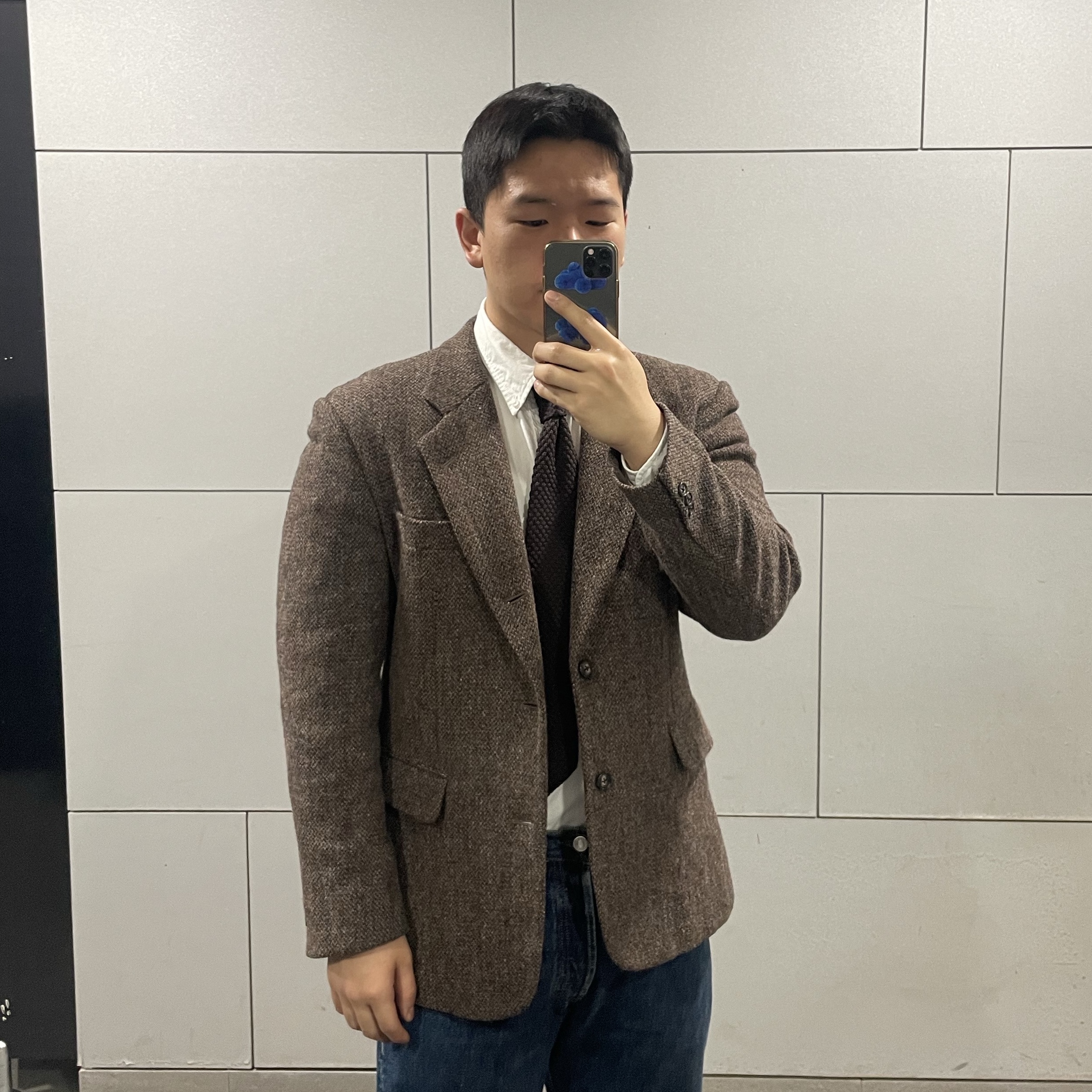 Levi's 501 Original Fit Jean Midium Indigo 착용 스타일 - 3