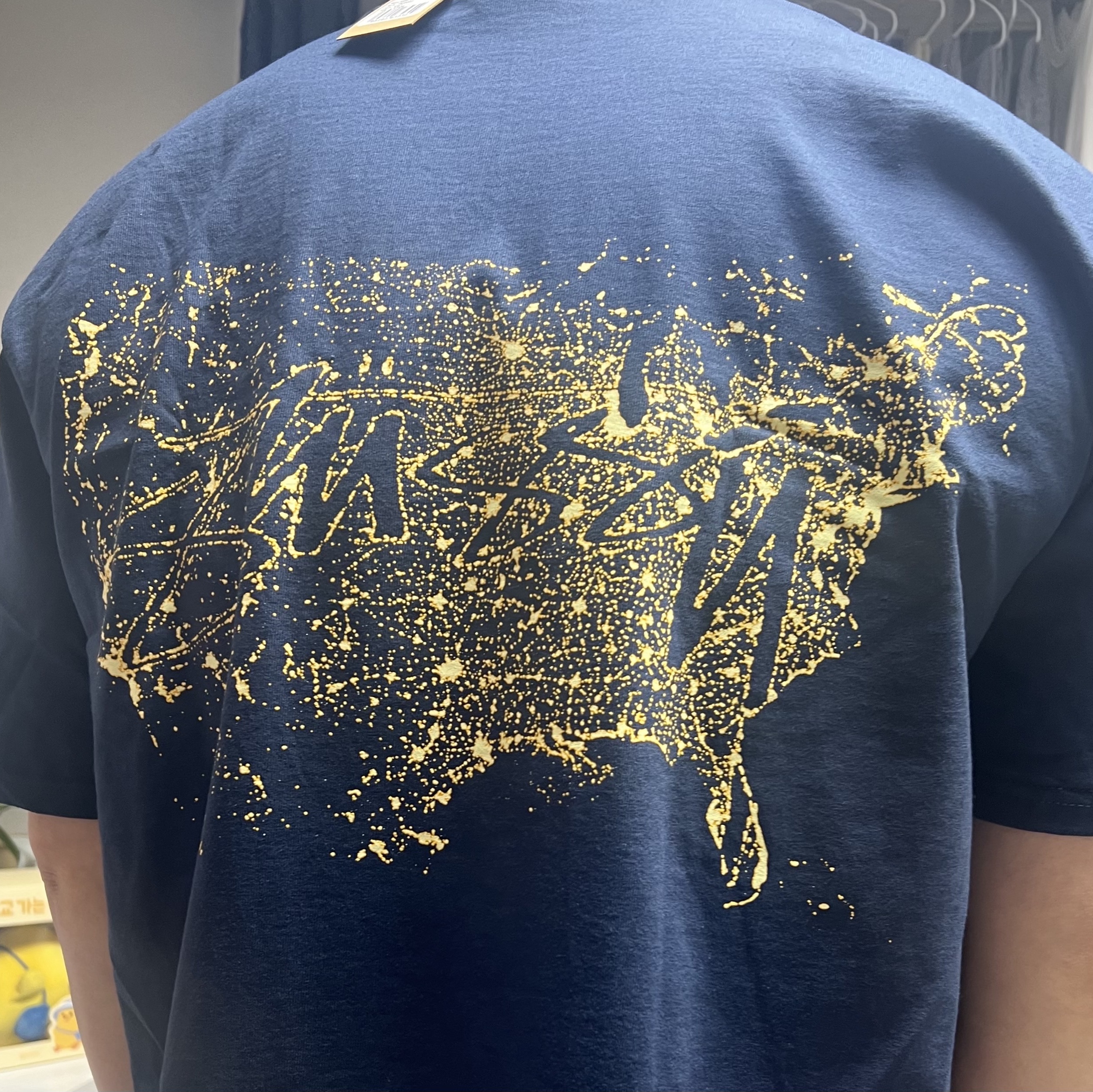 Stussy Night Lights T-Shirt Navy 착용 스타일