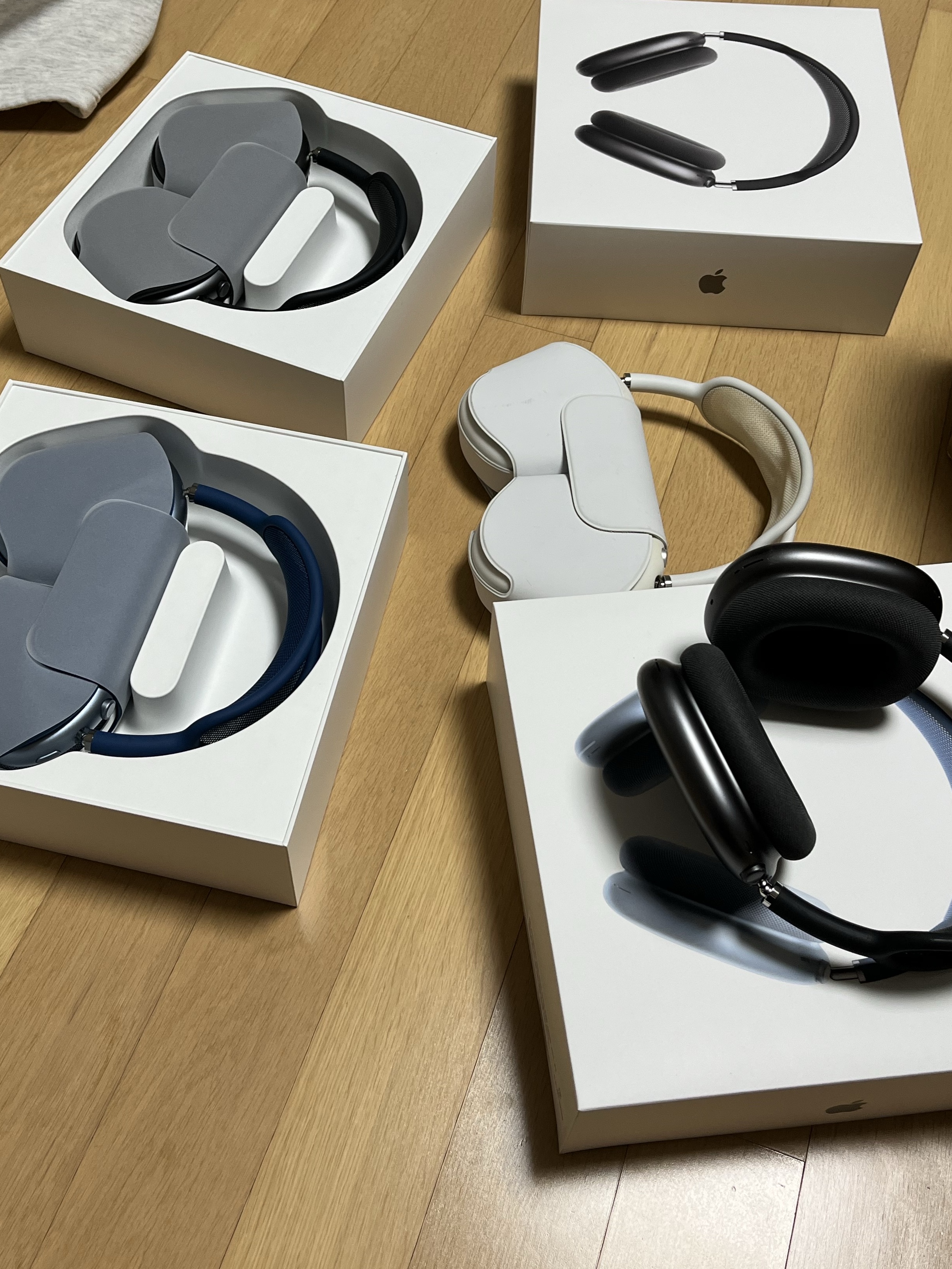 Apple AirPods Max Lightning Silver (Korean Ver.), Apple AirPods Max Lightning Sky Blue (Korean Ver.) 착용 스타일