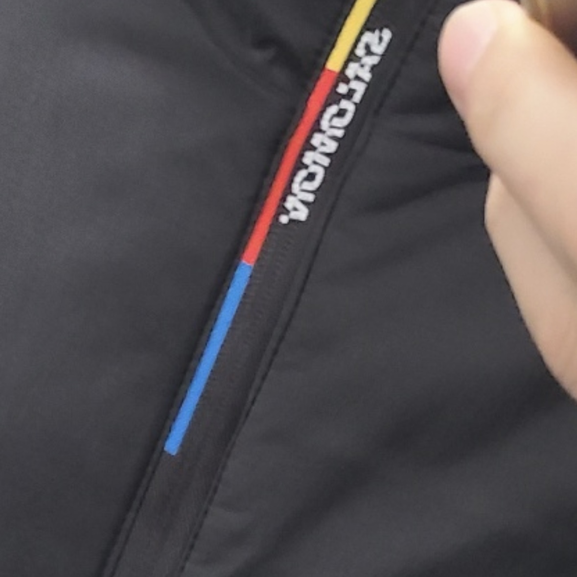 Salomon Modisay Jacket Black 착용 스타일