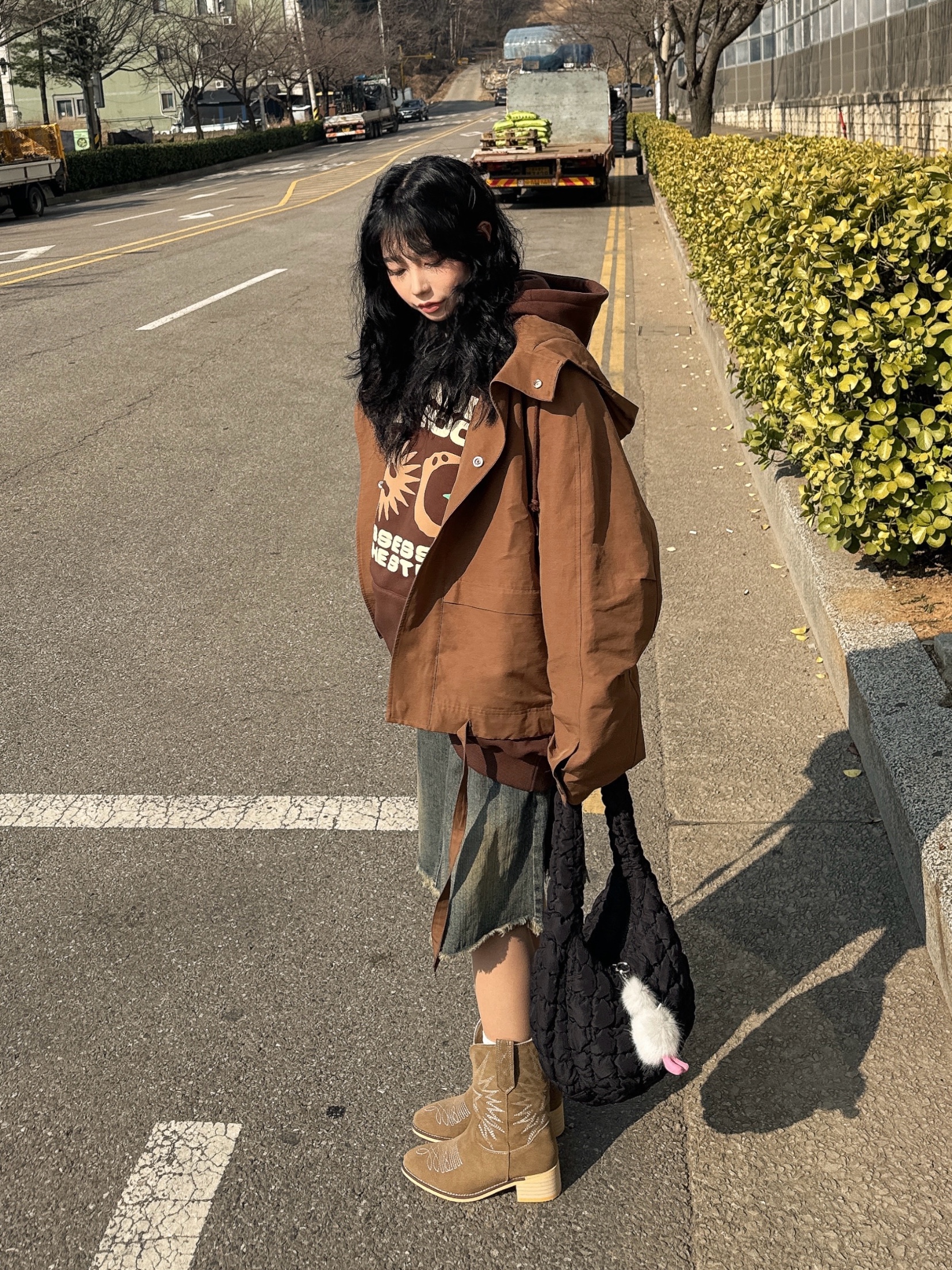 COS Quilted Mini Bag Black 착용 스타일 - 2