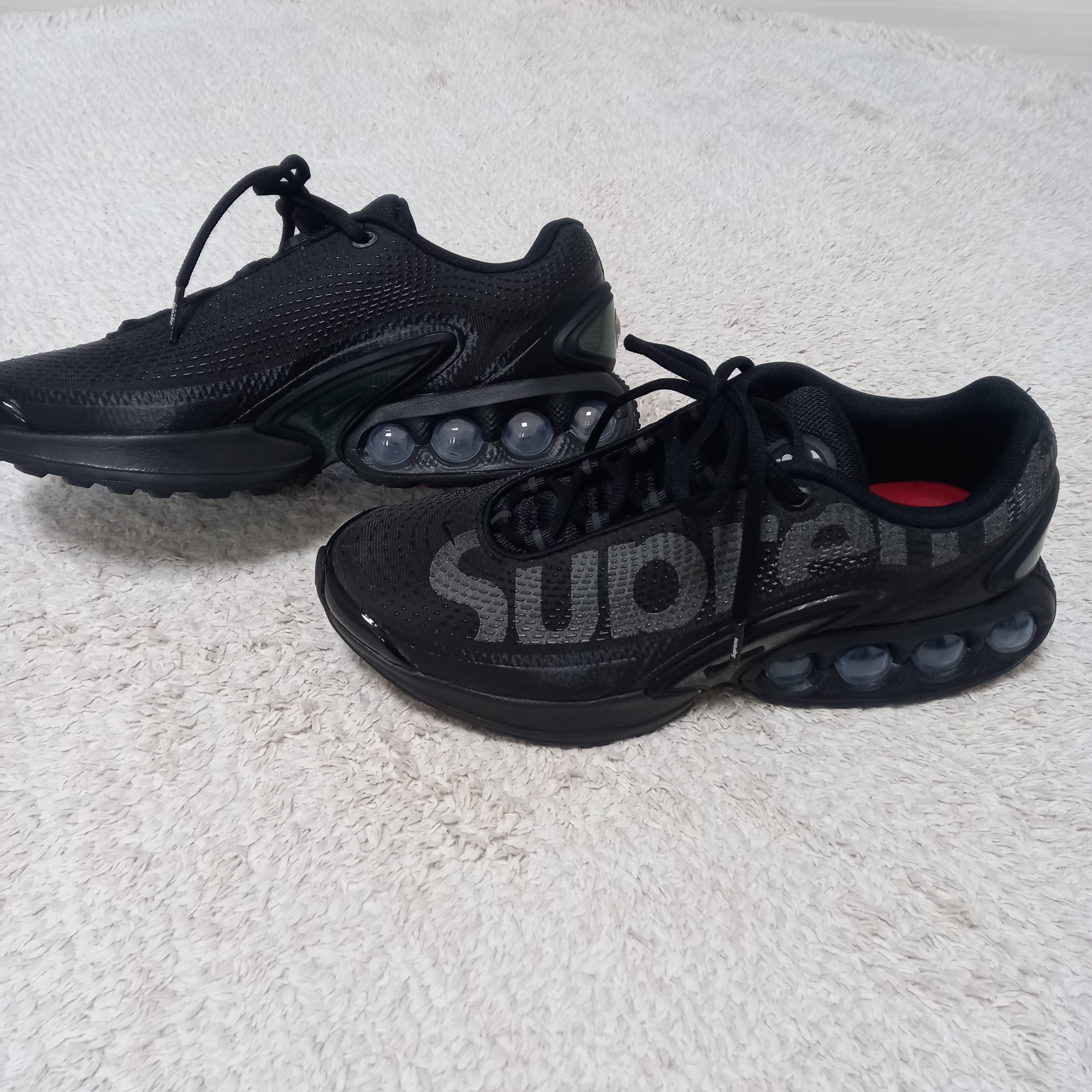 Nike x Supreme Air Max DN SP Black Galactic Jade, Nike Everyday Plus Cushioned Crew Socks White Varsity Royal (Korean Ver.) 착용 스타일 - 10