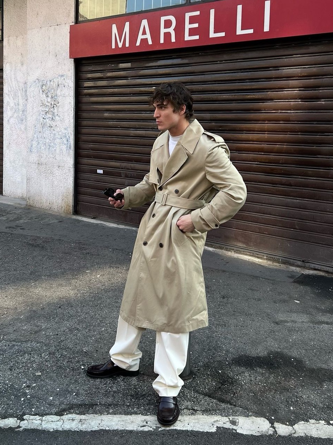 Burberry Long Castleford Trench Coat Hunter, Burberry Short Castleford Trench Coat Hunter 착용 스타일 - 3