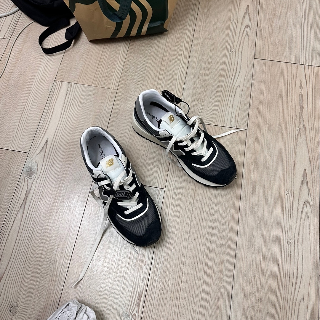 New Balance 574 Legacy Black 착용 스타일