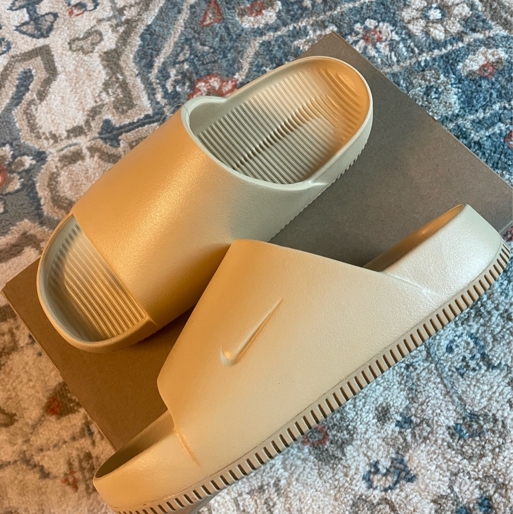 Nike Calm Slide Sesame 착용 스타일 - 1