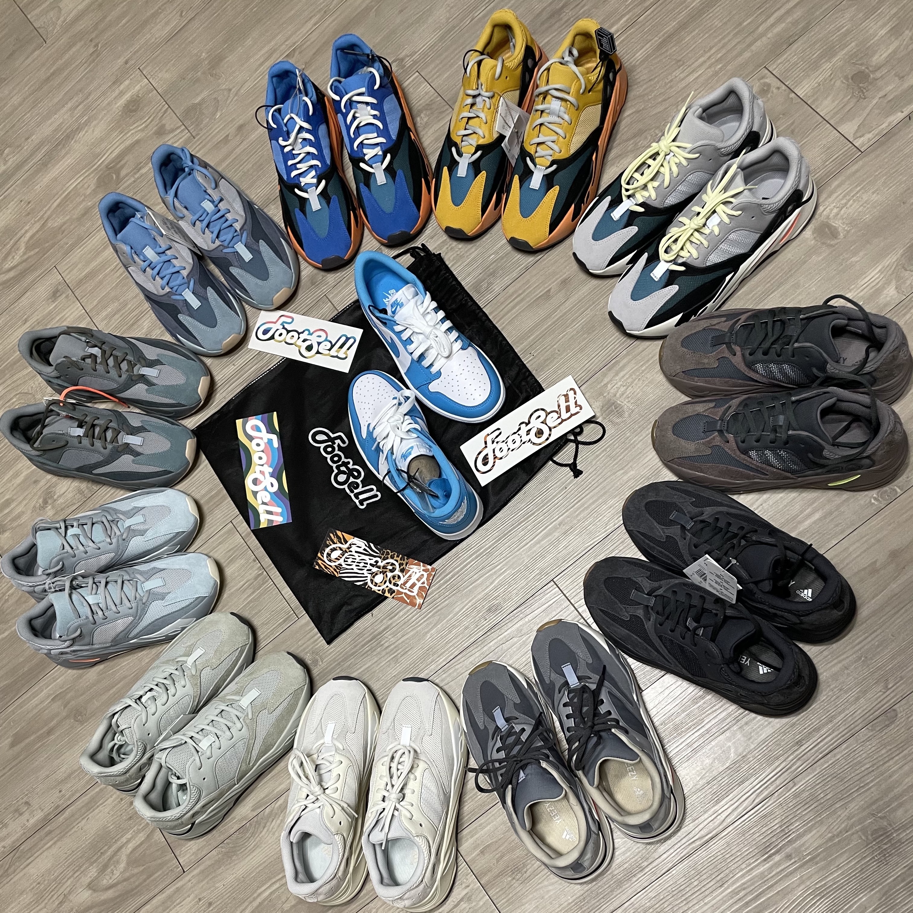 Adidas Yeezy Boost 700 Wave Runner Solid Grey 2017/2019, Adidas Yeezy Boost 700 Magnet 착용 스타일