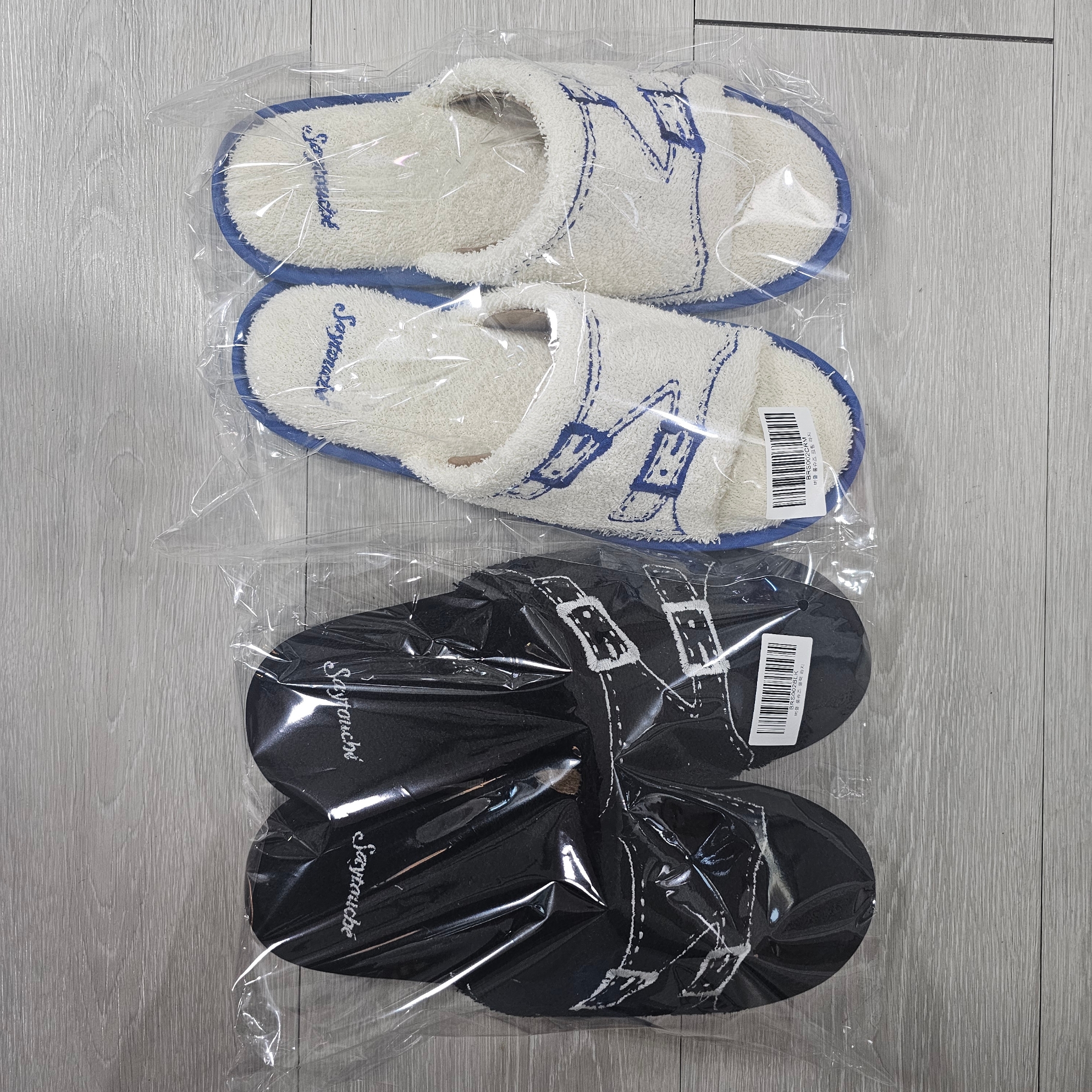 Say Touche Buckle Room Shoes Cream 착용 스타일