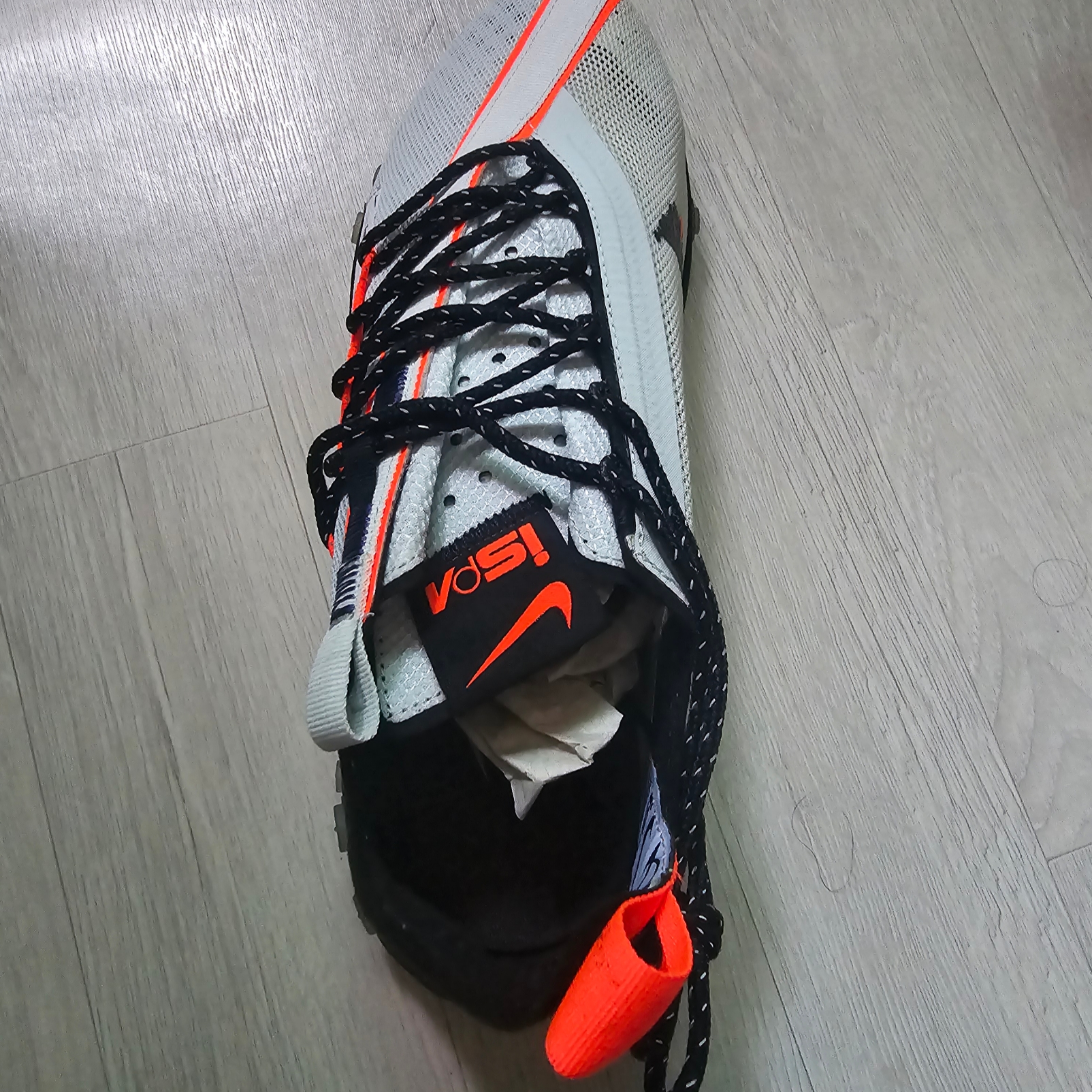 Nike React Runner ISPA Ghost Aqua Total Crimson 착용 스타일 - 2