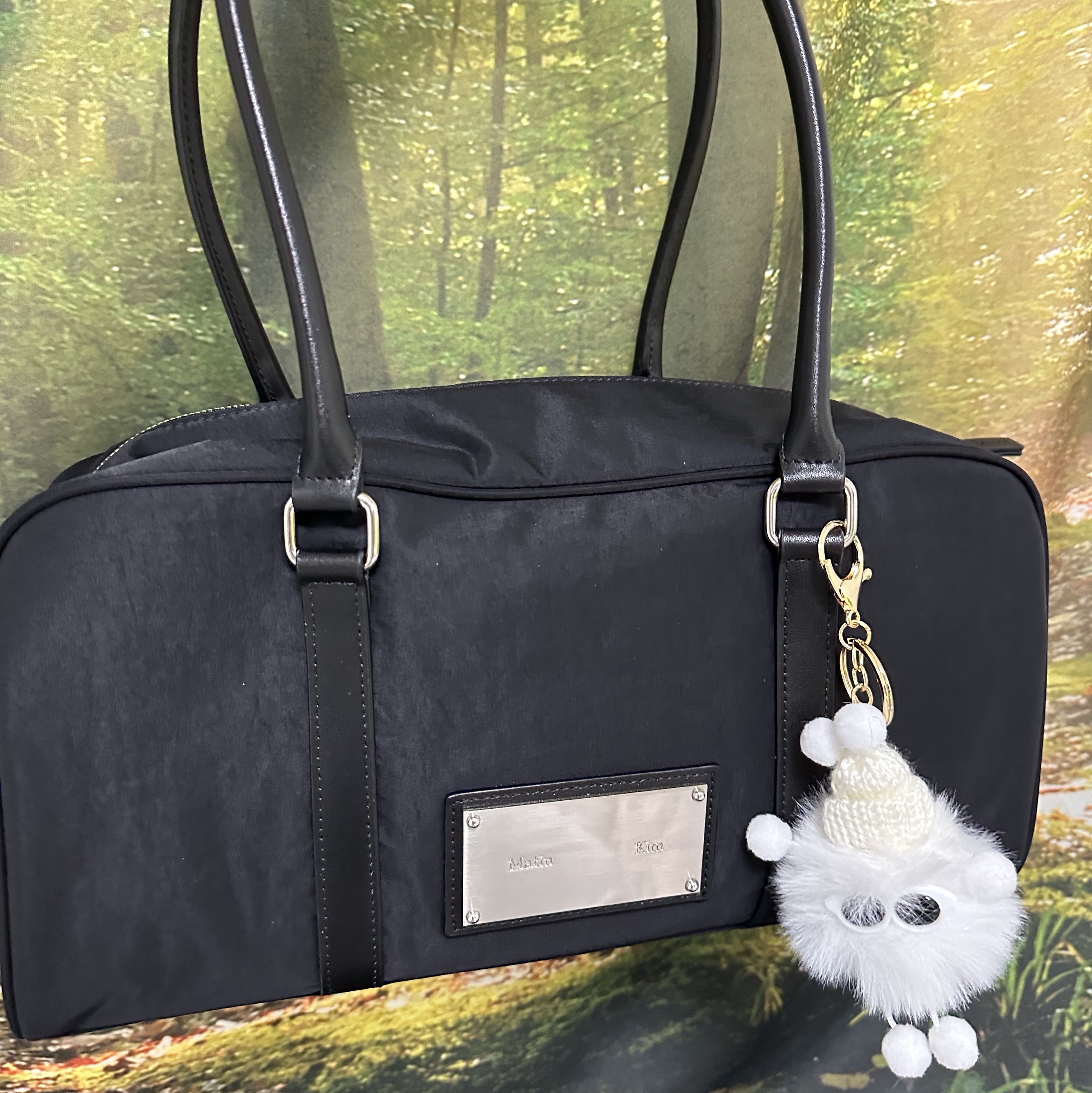 Matin Kim Sporty Tote Bag Black ์ฐฉ์ฉ ์คํ์ผ