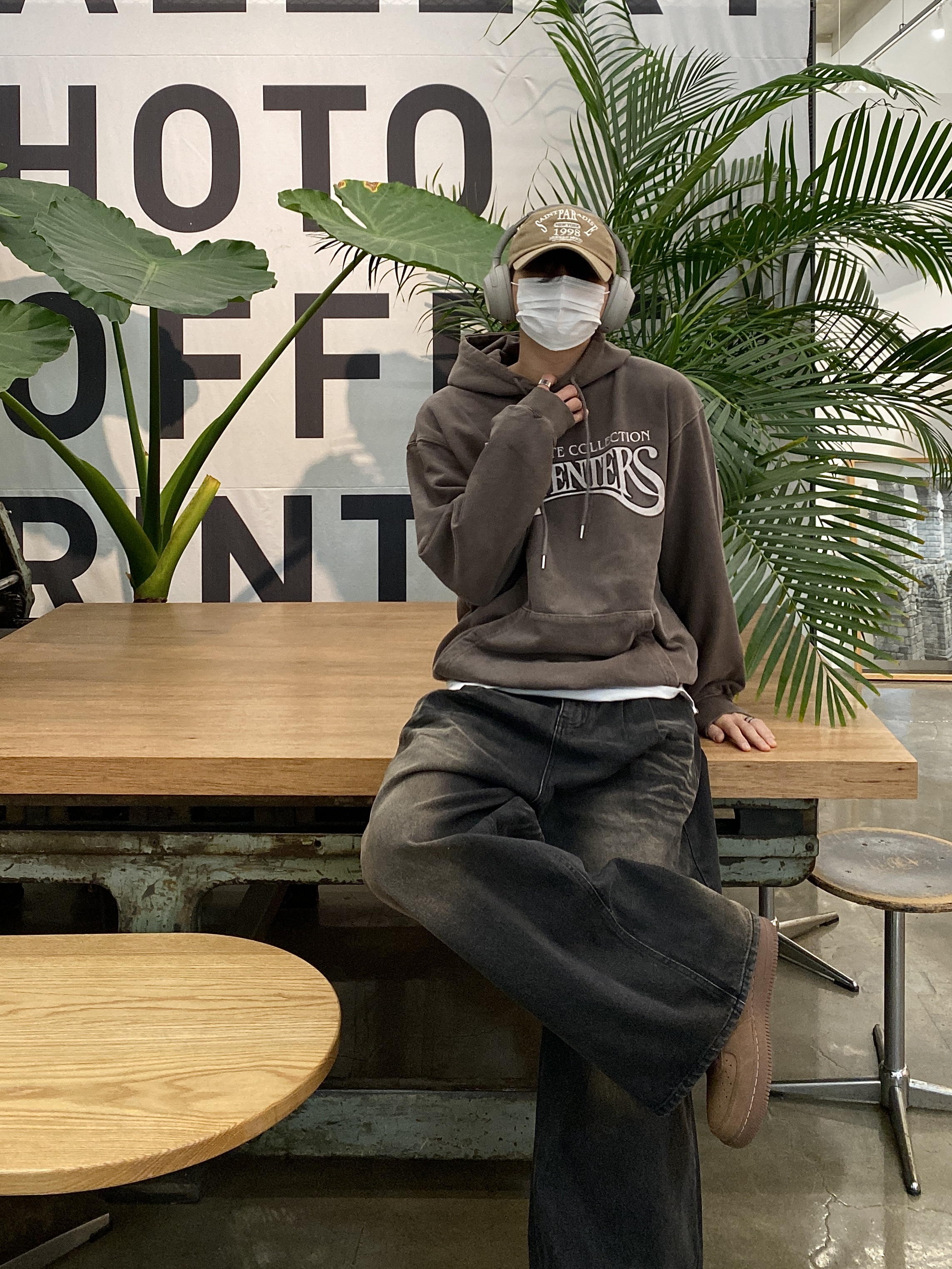 (W) Nike Air Force 1 '07 Cacao Wow 착용 스타일 - 5