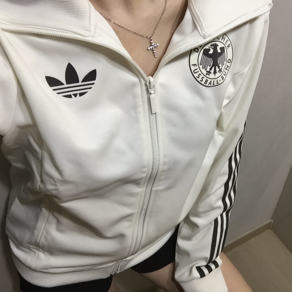 Adidas German Beckenbauer Track Top Off White - US Sizing, Adidas German Beckenbauer Track Top Off White - KR Sizing 착용 스타일
