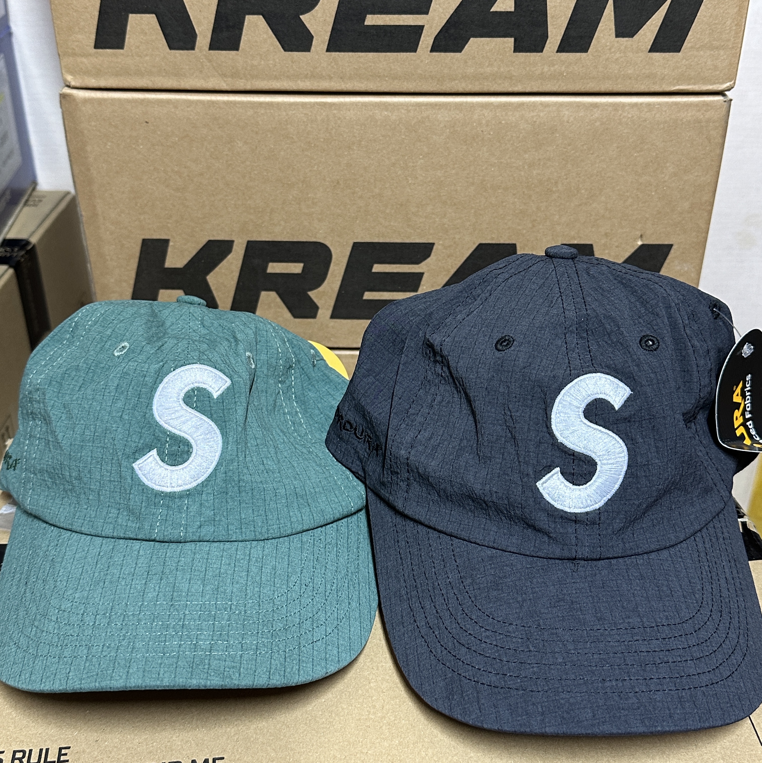Supreme Cordura Ripstop S Logo 6-Panel Black - 23SS, Supreme Cordura Ripstop S Logo 6-Panel Green - 23SS 착용 스타일