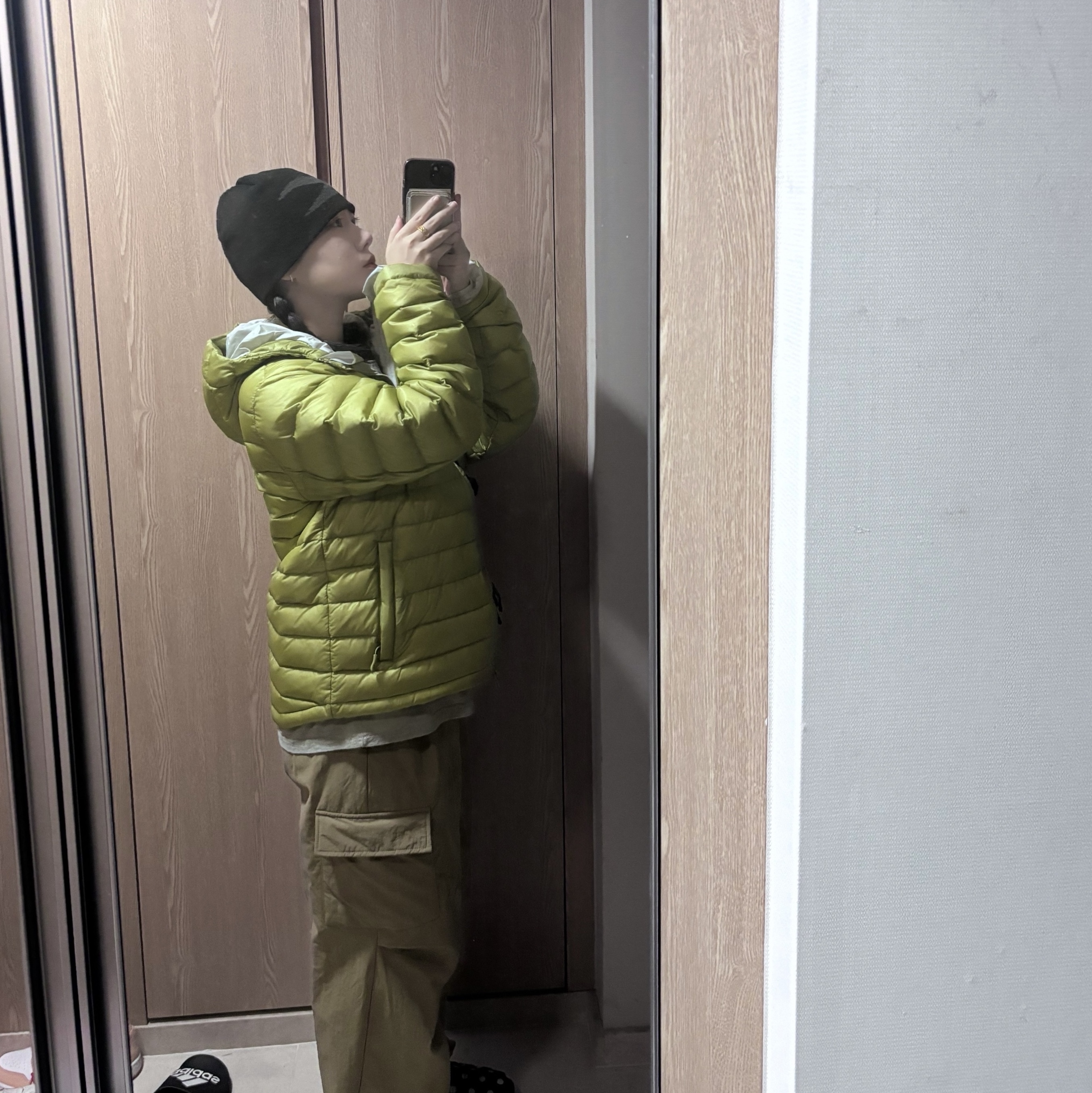 Sansan Gear Suffix Puffer Jacket Light Green - 23FW 착용 스타일