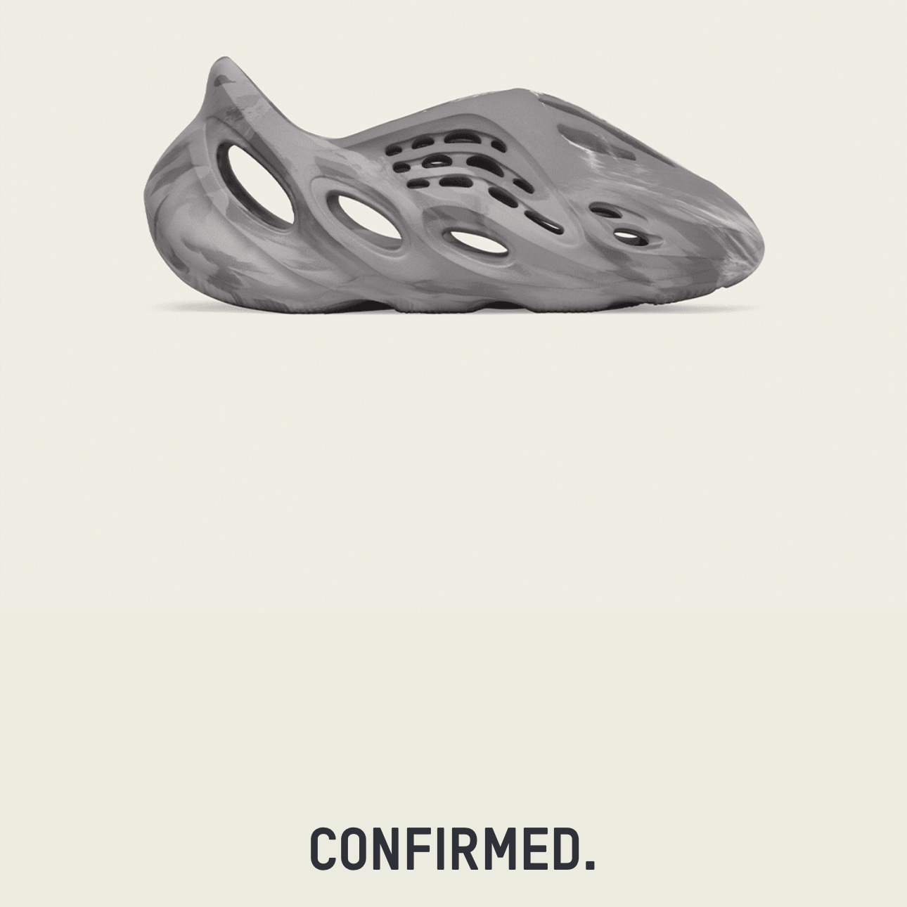 Adidas Yeezy Foam RNNR MX Granite 착용 스타일