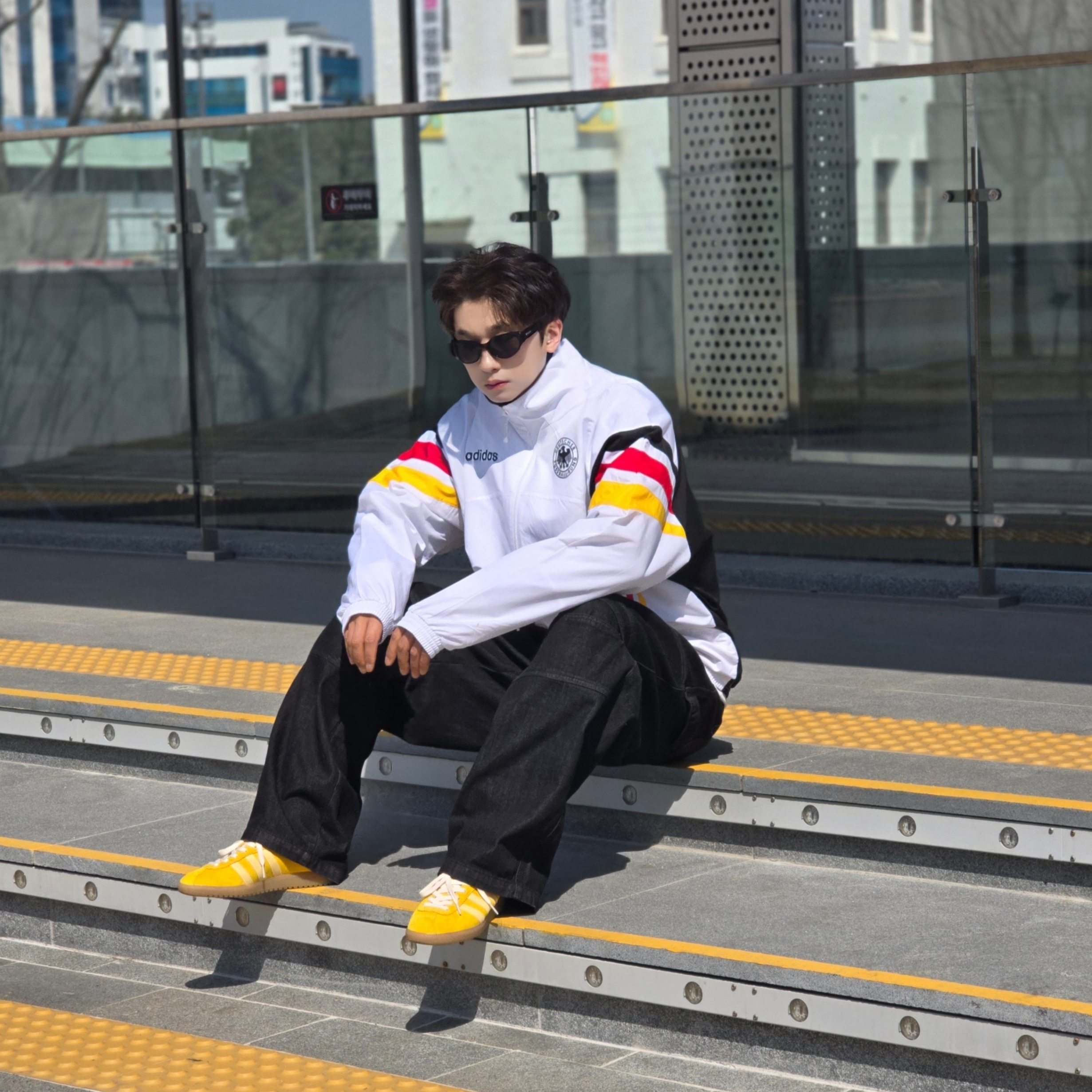 Adidas Germany 1996 Woven Track Jacket White - KR Sizing, Adidas Germany 1996 Woven Track Jacket White - US Sizing 착용 스타일 - 6