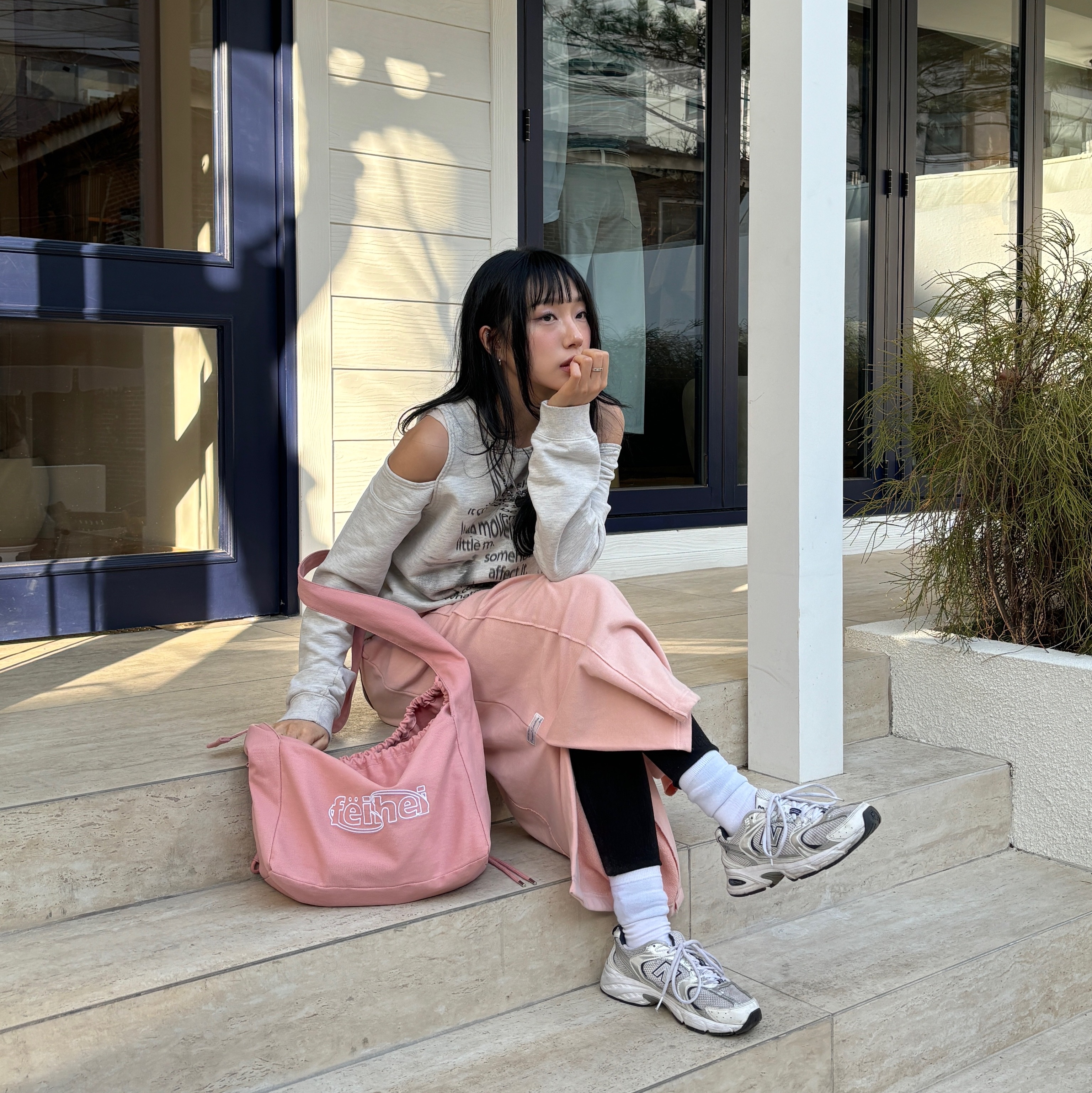 New Balance 530 White Silver 착용 스타일 - 1