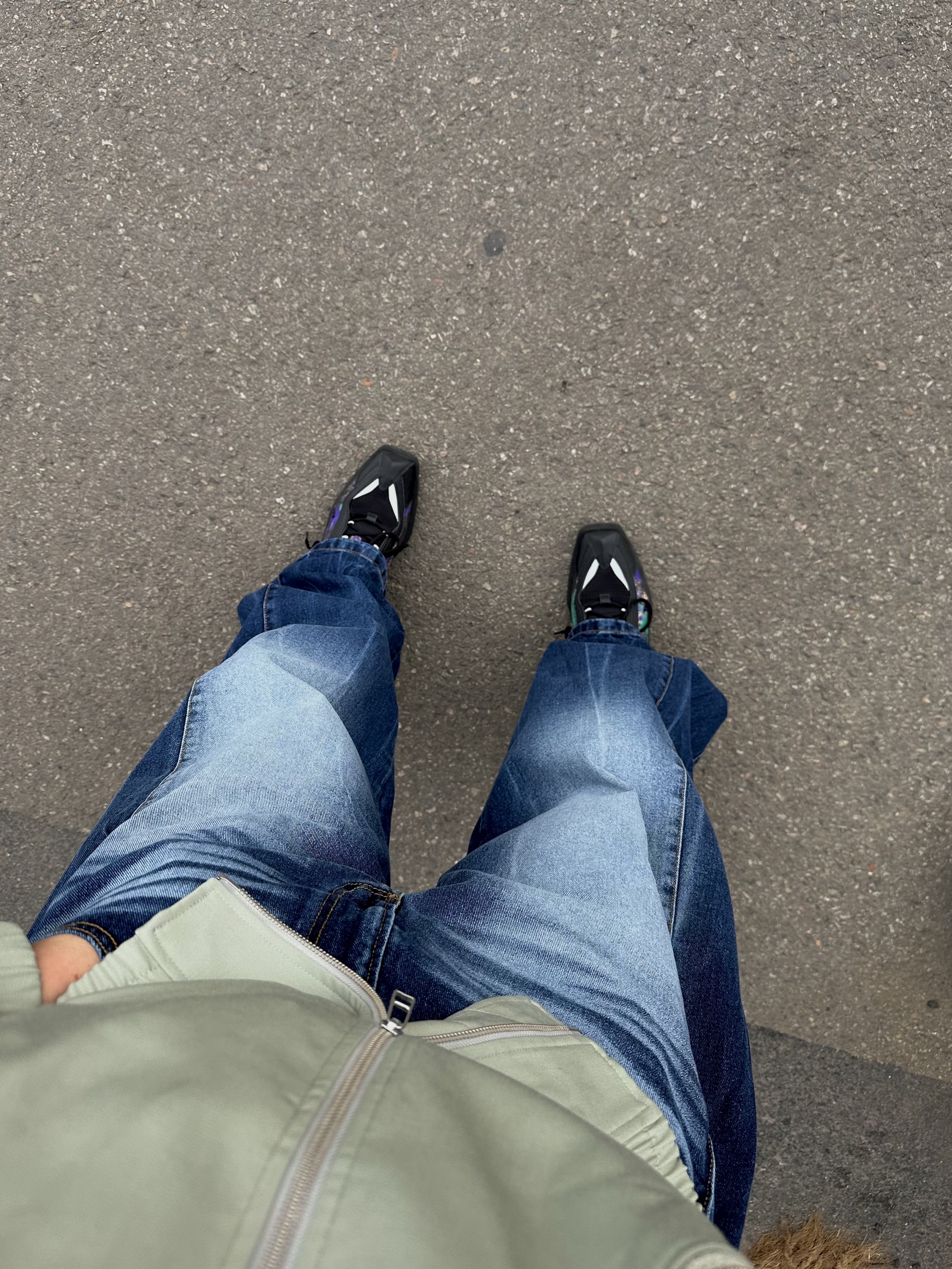 Typing Mistake Double Pocket Blouson Mint, Nike x Martine Rose Shox MR4 Black Multi 착용 스타일 - 8