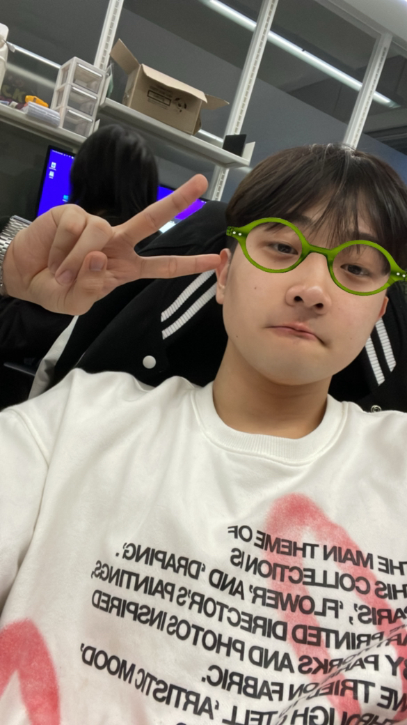 KREAM 프로필 이미지