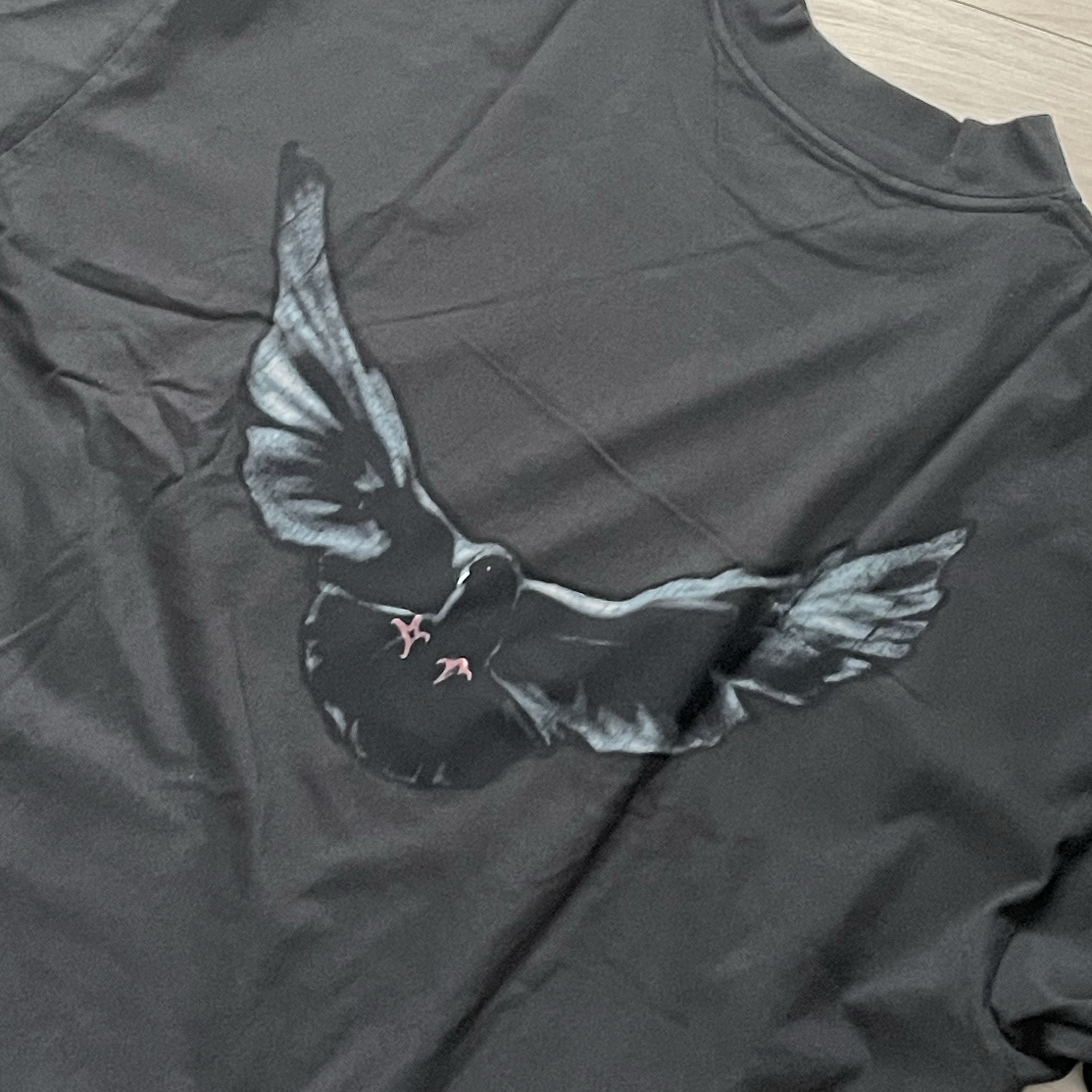 Yeezy Gap Engineered By Balenciaga Dove Long Sleeve T-Shirt Black 착용 스타일