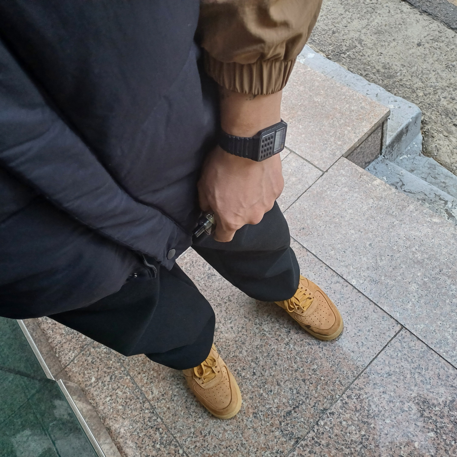 Nike Air Force 1 '07 WB Flax 착용 스타일