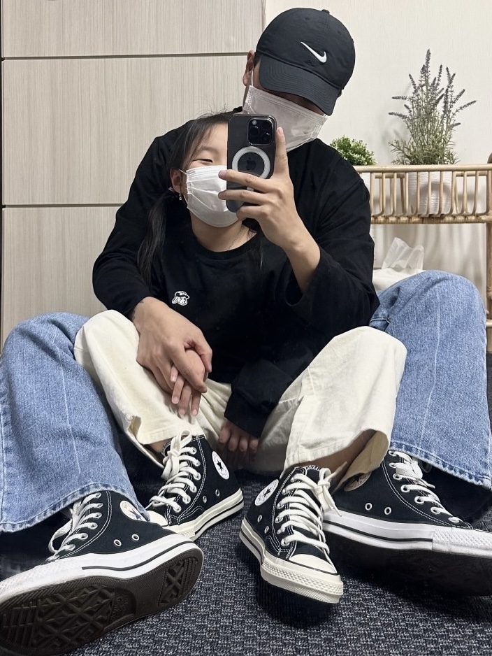 Converse Chuck Taylor All Star Hi Black 착용 스타일 - 1