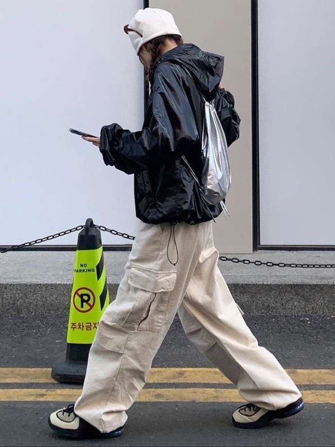 Nike x Stussy Air Penny II Rattan and Limestone 착용 스타일