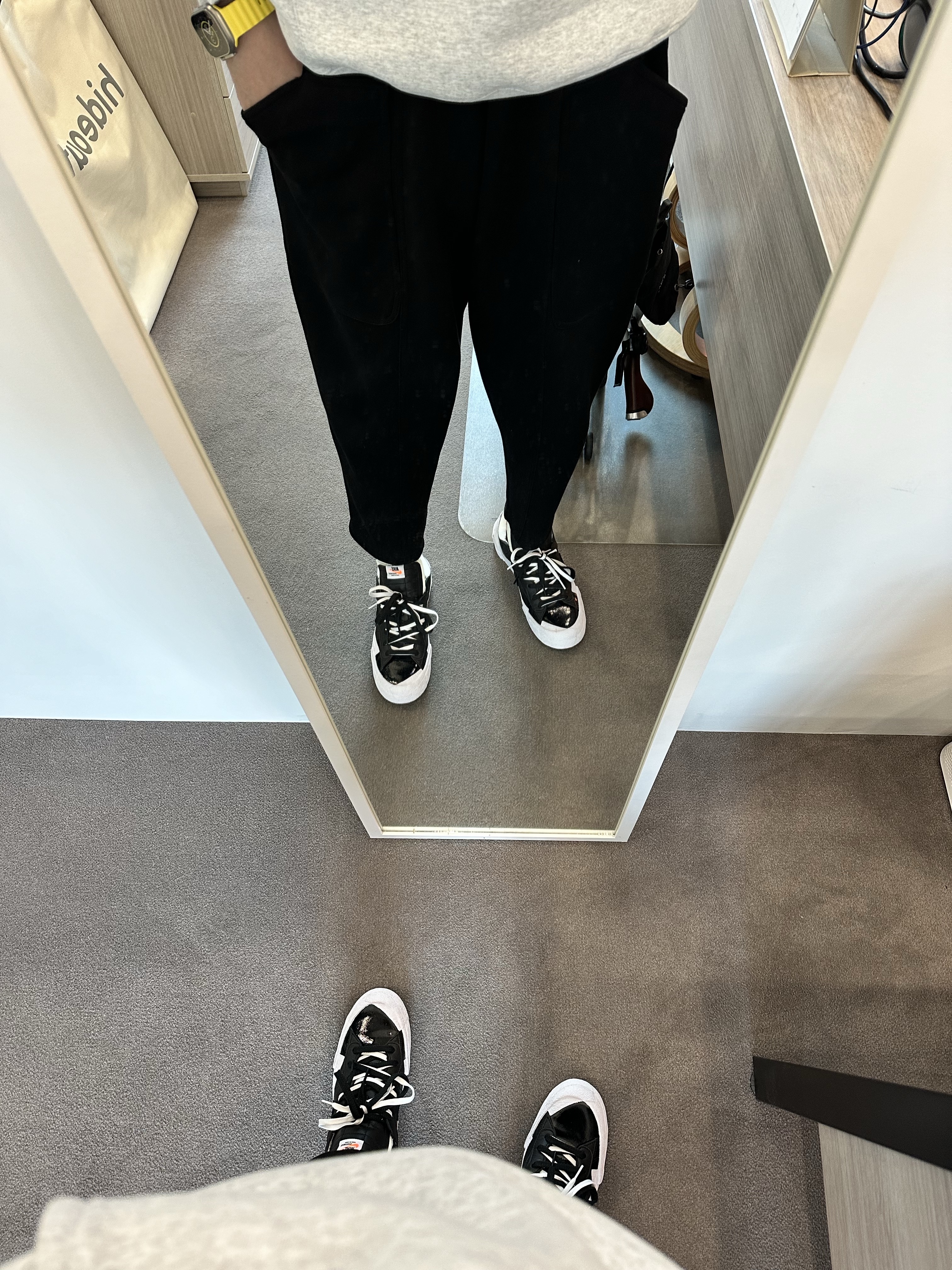 Supreme Soup Can Hooded Sweatshirt Ash Grey - 24SS, Nike x Sacai Blazer Low Black Patent Leather 착용 스타일 - 2