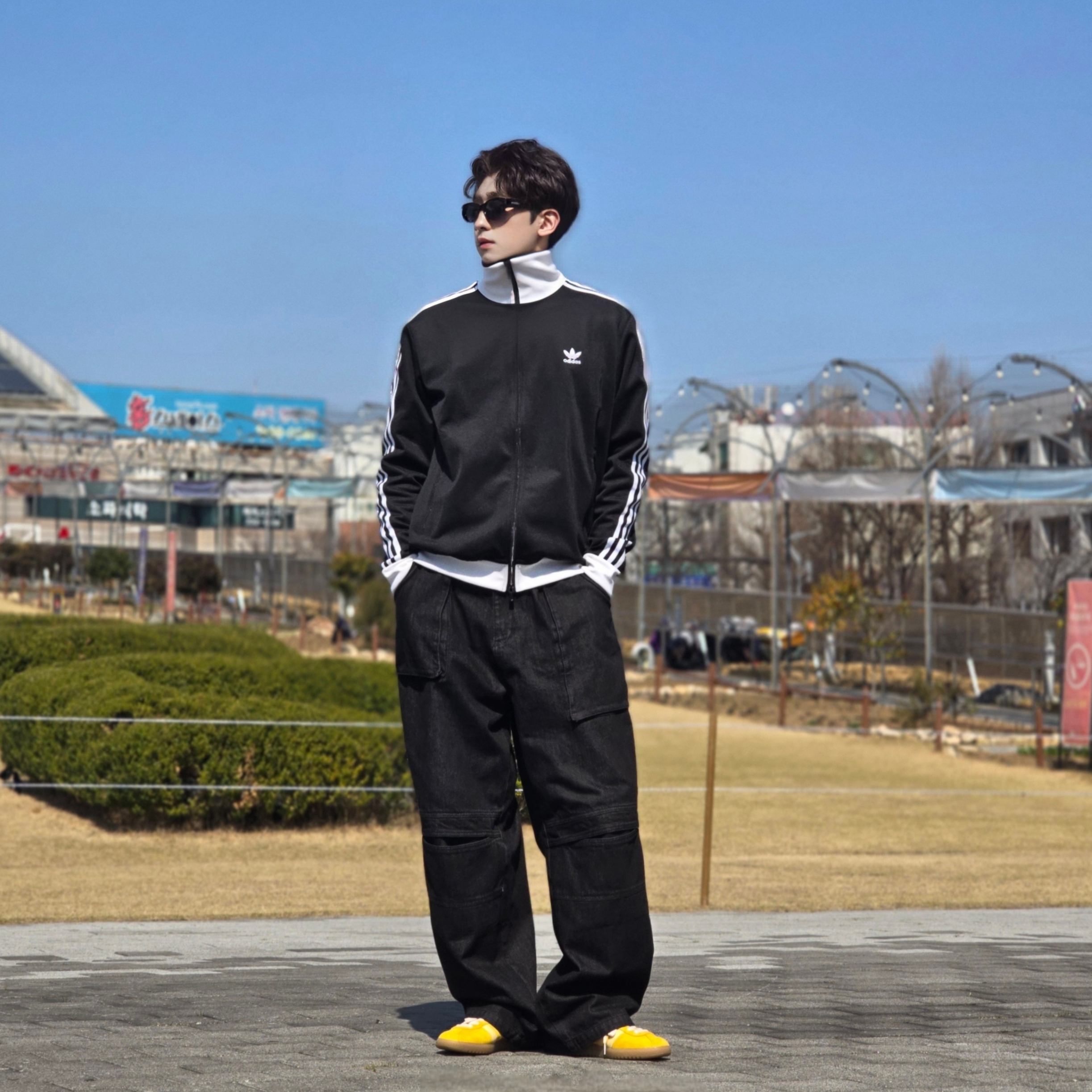 Adidas Adicolor Classics Beckenbauer Track Jacket Black - KR Sizing, Adidas Bermuda Bold Gold 착용 스타일 - 1