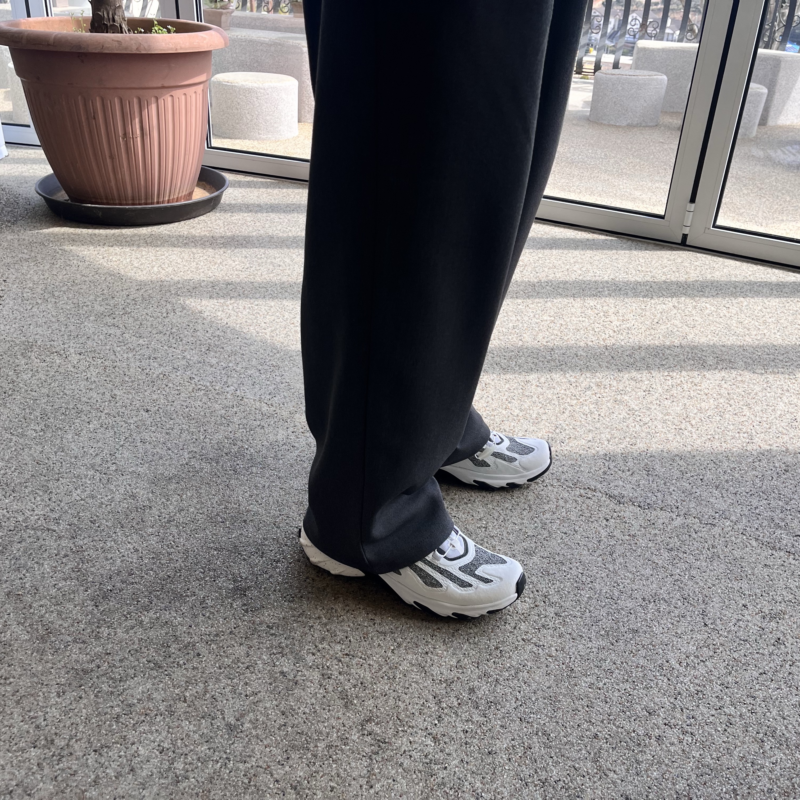Salomon Speedverse PRG White Vanilla Ice 착용 스타일