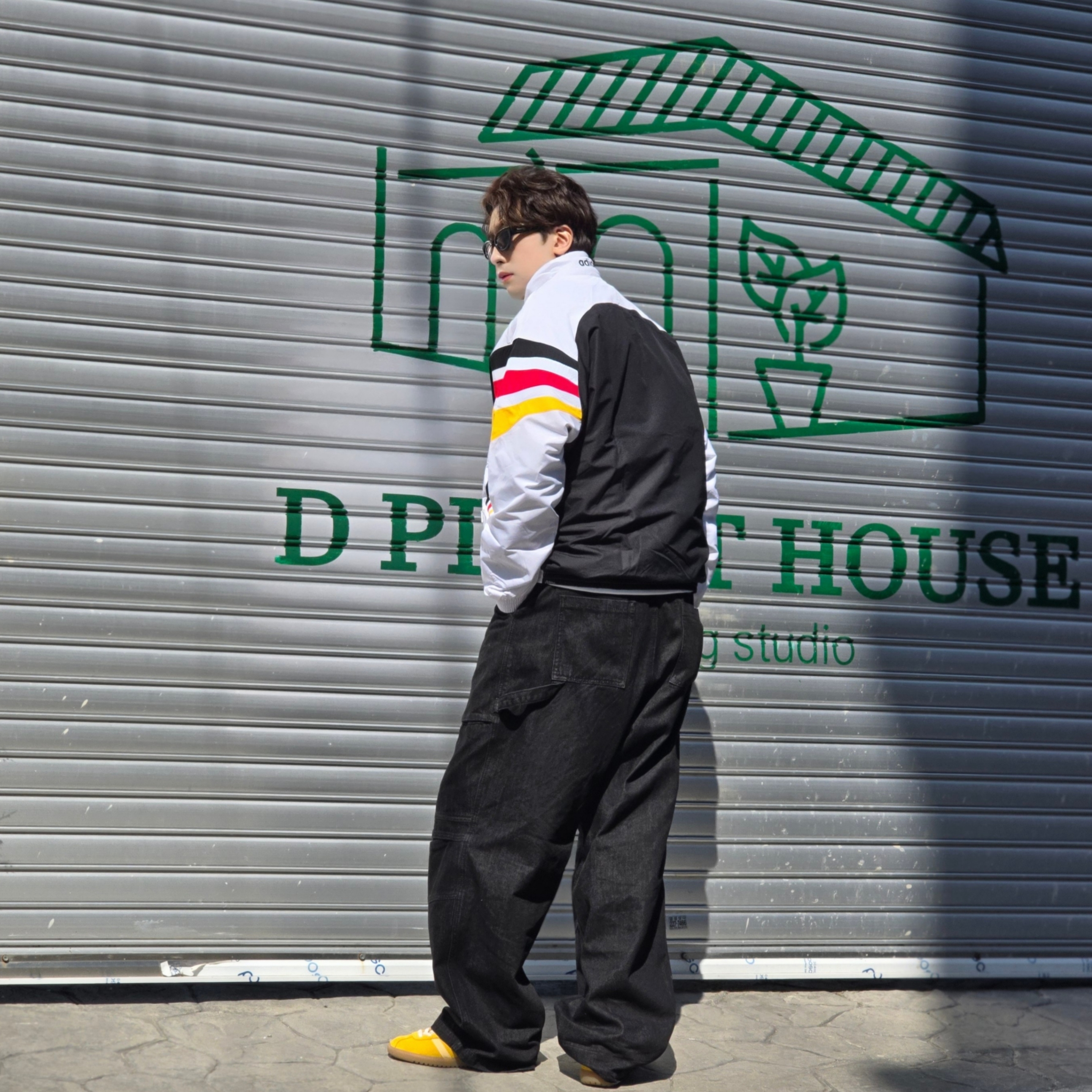 Adidas Germany 1996 Woven Track Jacket White - KR Sizing, Adidas Germany 1996 Woven Track Jacket White - US Sizing 착용 스타일 - 9