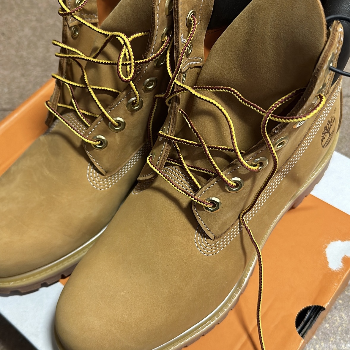 Timberland Premium 6 inch Waterproof Boot Wheat Nubuck - Wide 착용 스타일