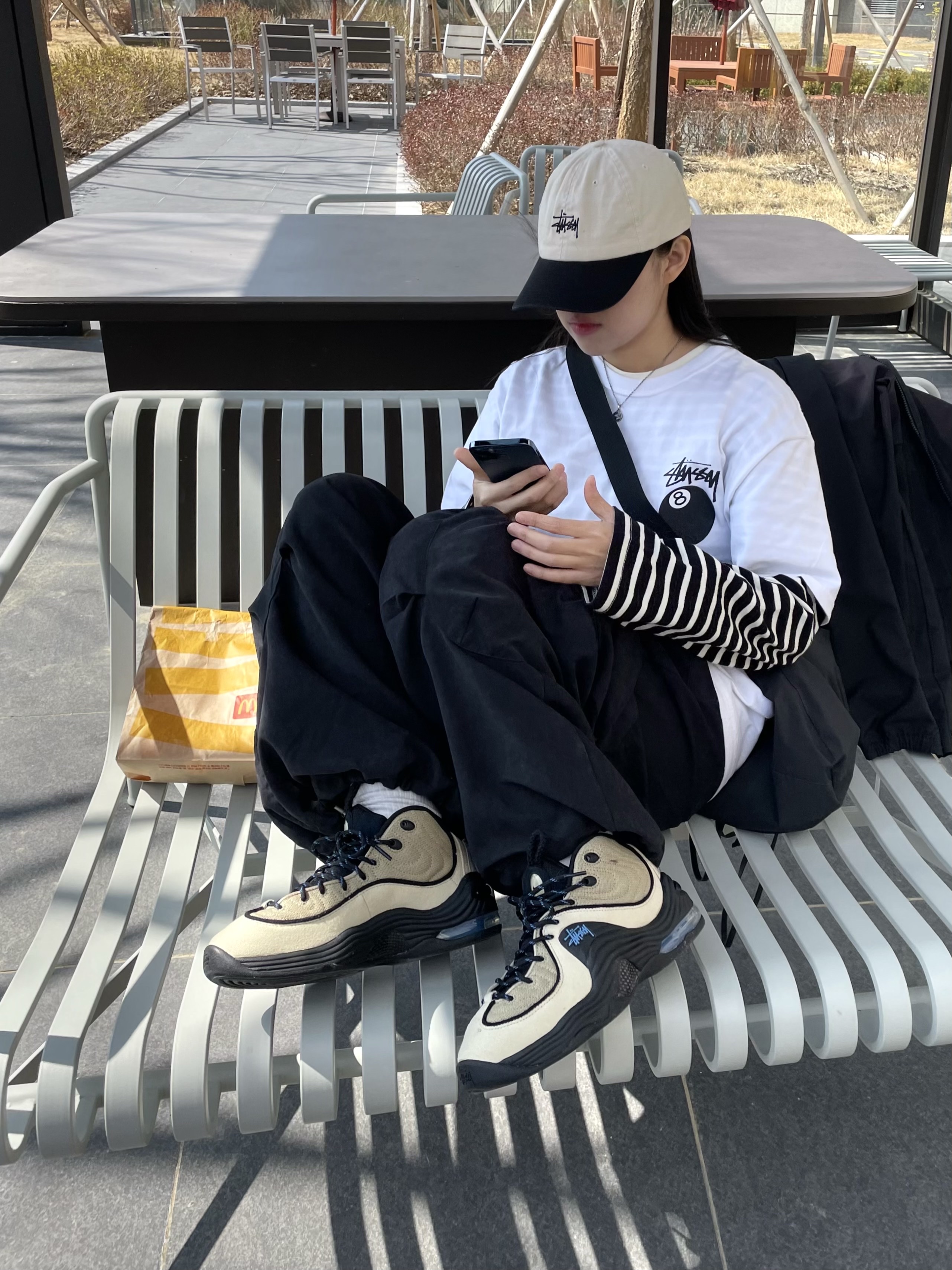 Nike x Stussy Air Penny II Rattan and Limestone, Stussy 8 Ball T-Shirt White - 22SS 착용 스타일 - 1