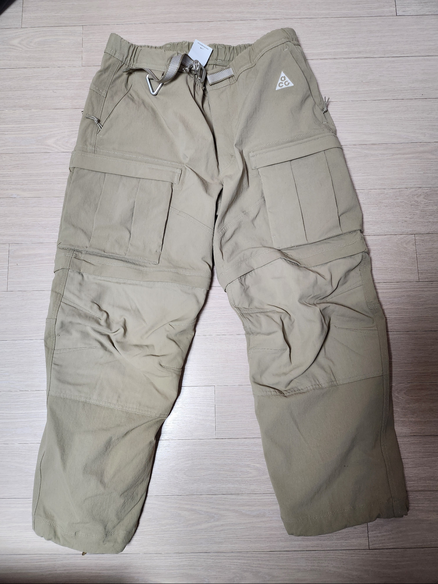 Nike ACG Smith Summit Cargo Pants Khaki Iron Ore - Asia, Nike ACG Smith Summit Pants Khaki - Asia 착용 스타일 - 2
